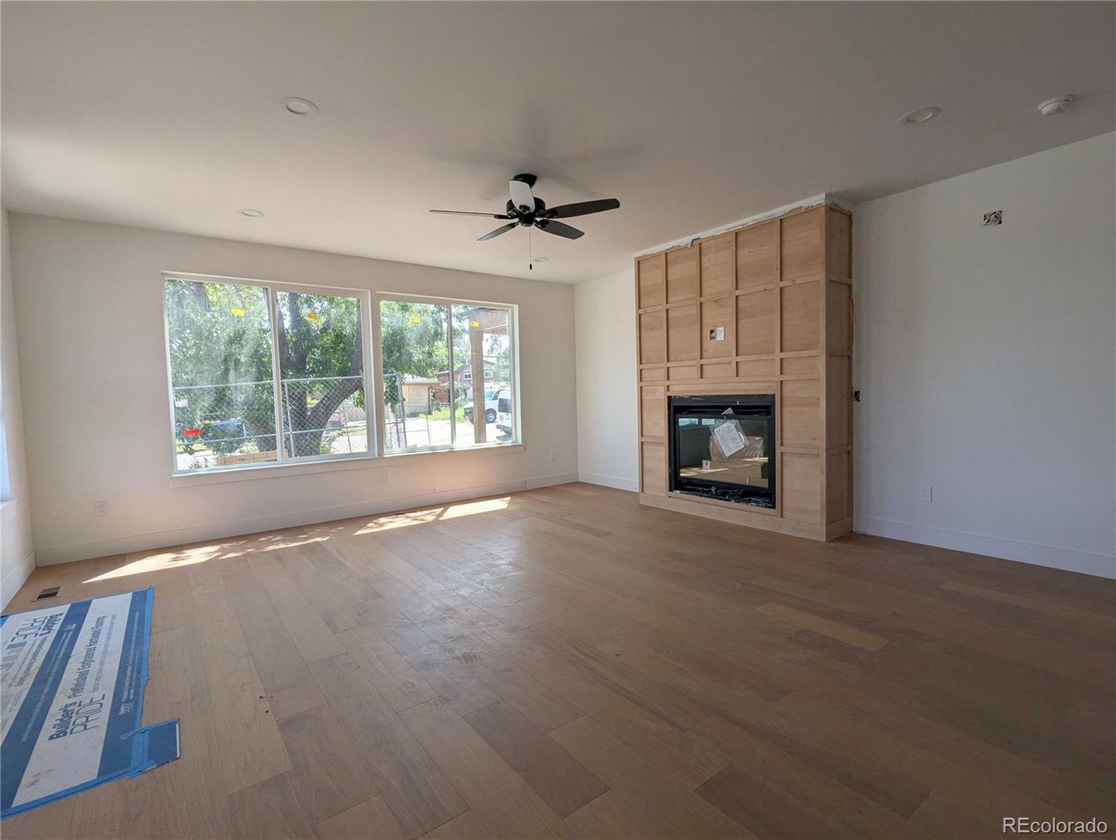 Property Photo:  1695 N Zenobia Street 2  CO 80204 