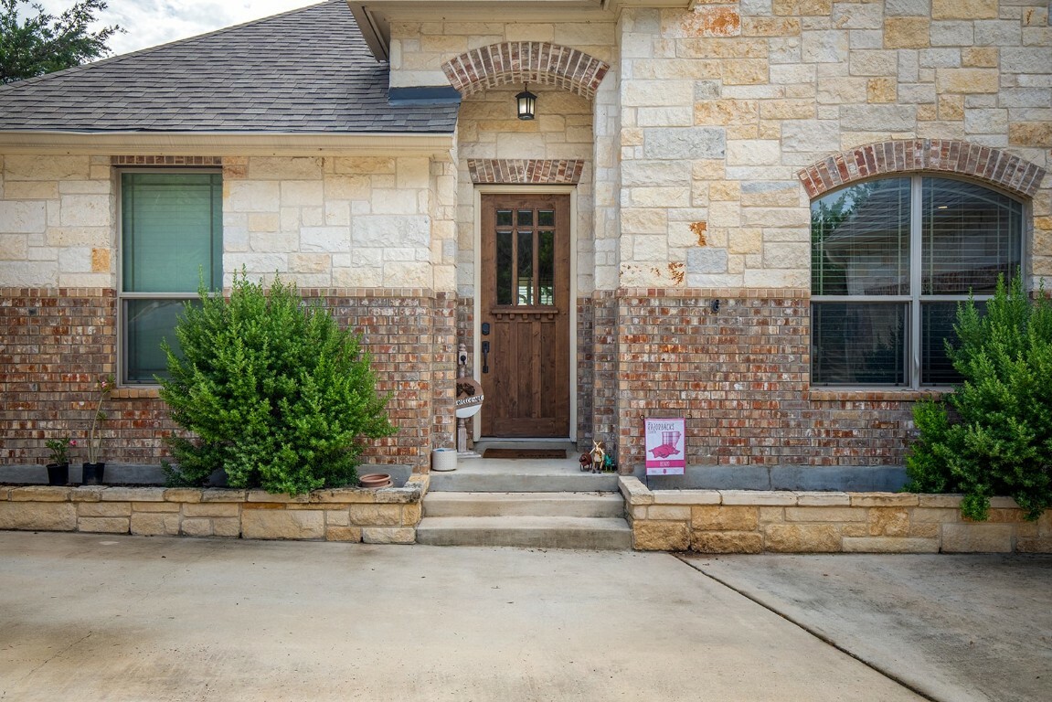 Property Photo:  536 Apex Avenue  TX 78132 