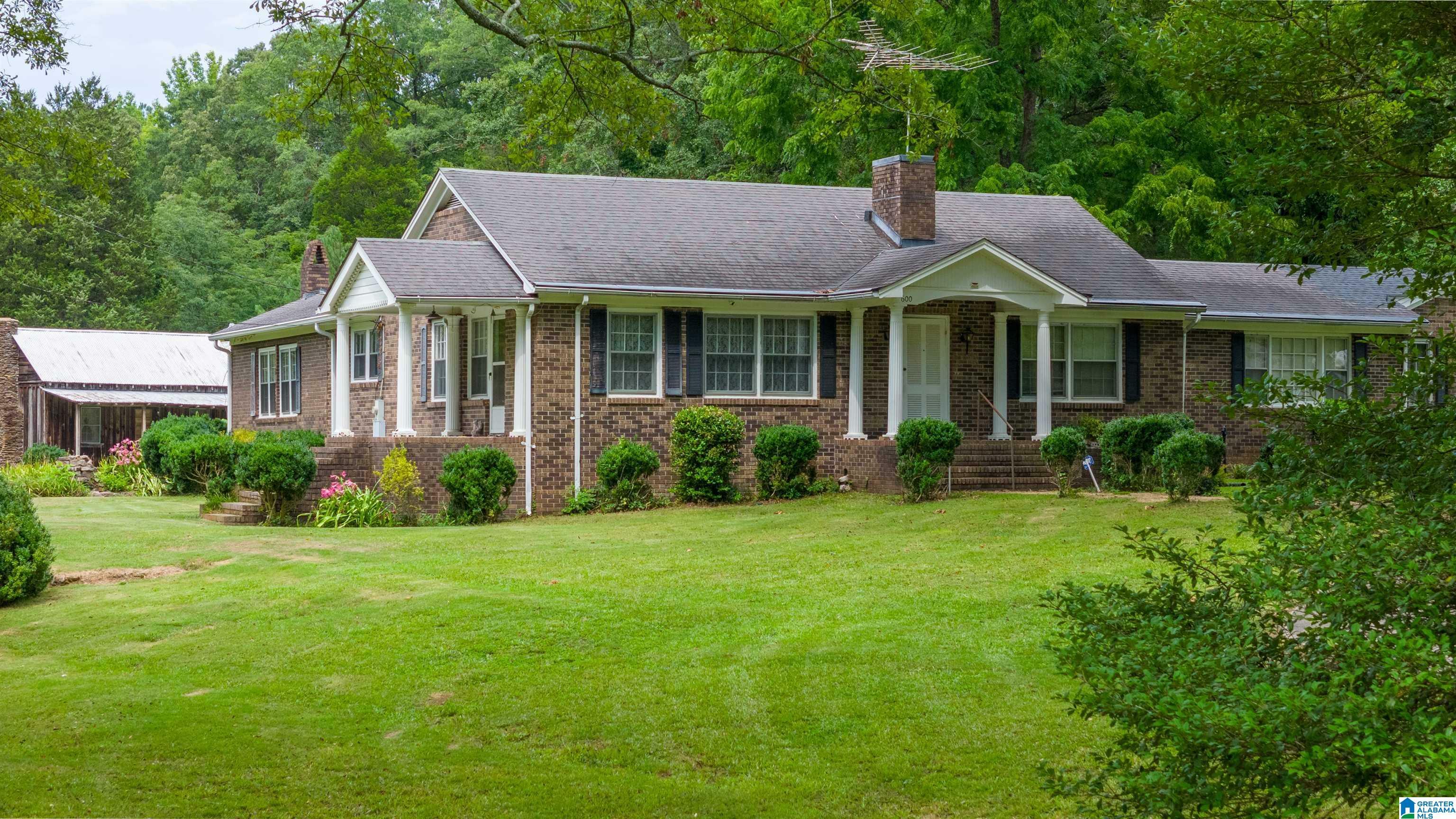 Property Photo:  600 Renfroe Road  AL 35160 