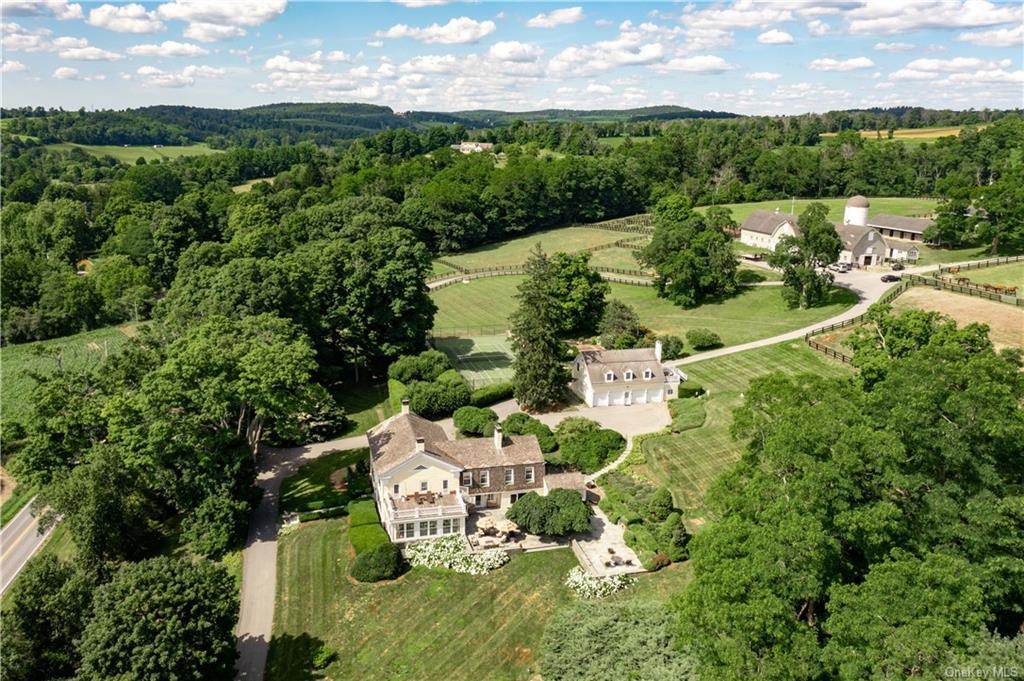Property Photo: 20 Smithfield Way NY 12501