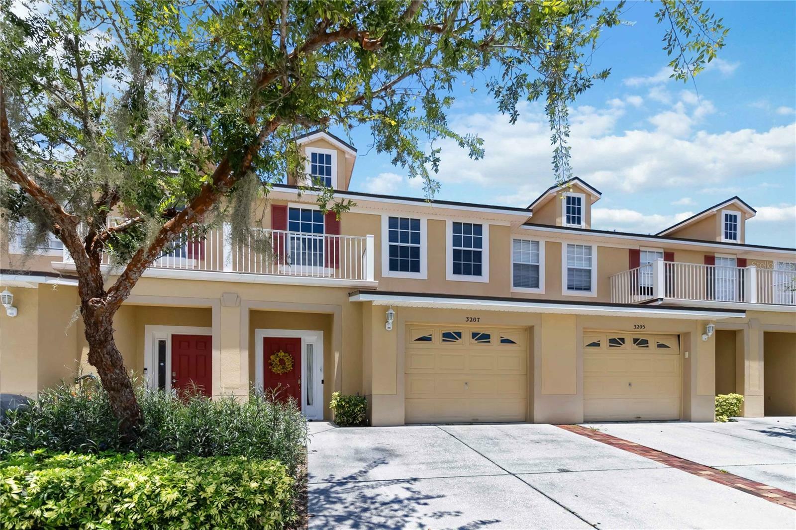 Property Photo:  3207 Holderness Drive  FL 34741 