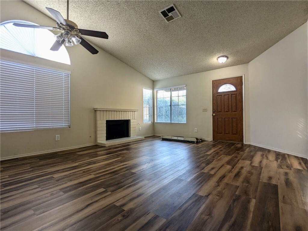 Property Photo: 27648 Via Real CA 92585