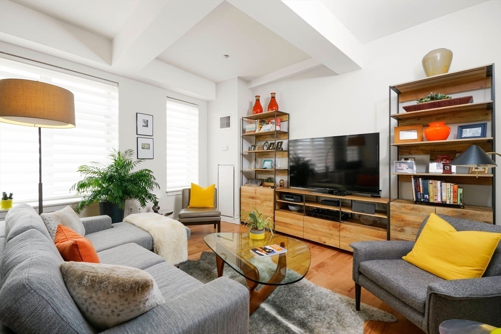 Property Photo: 35 Fay 607 MA 02118