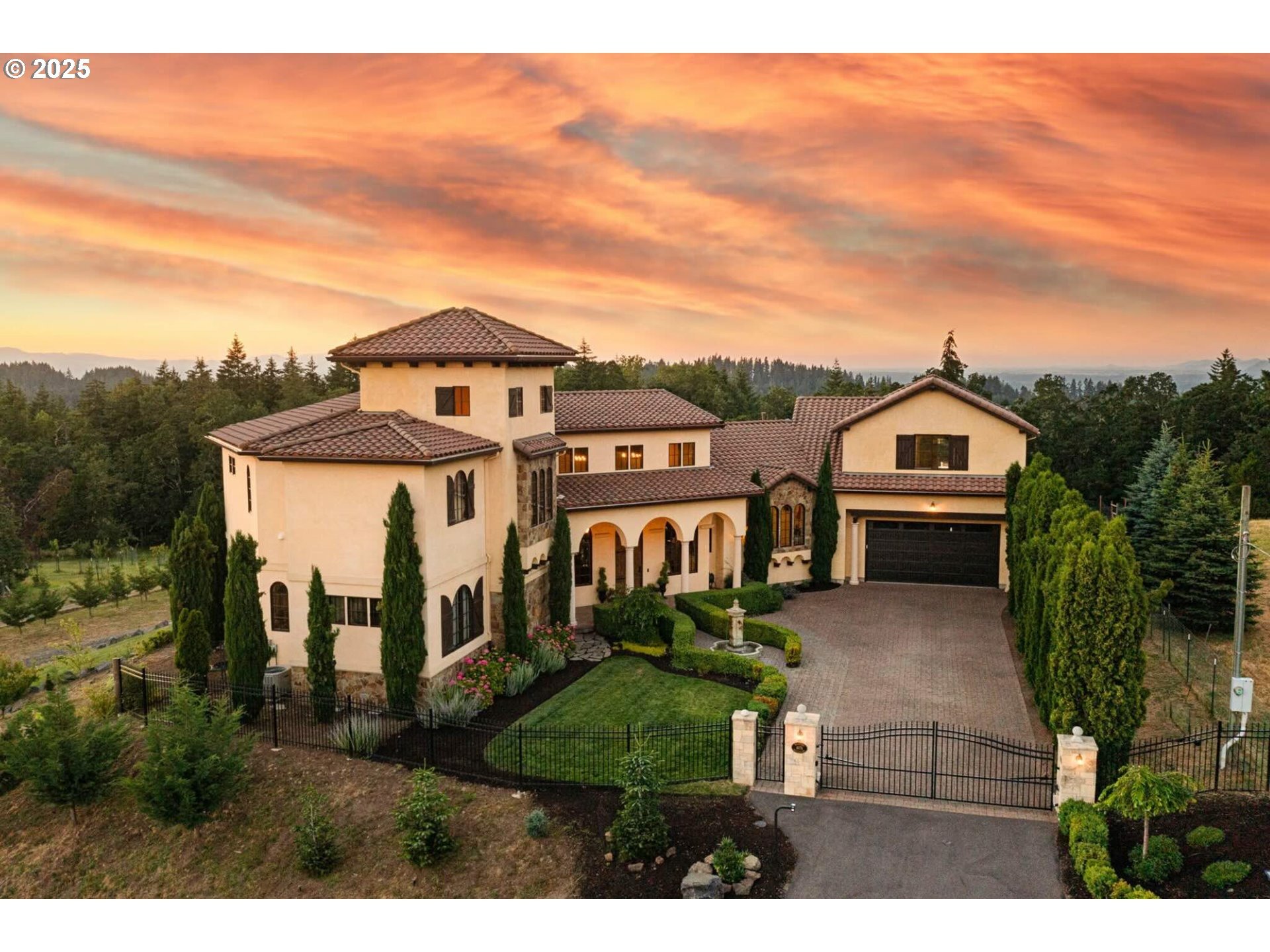 4974 W 44th Ave  Eugene OR 97405 photo