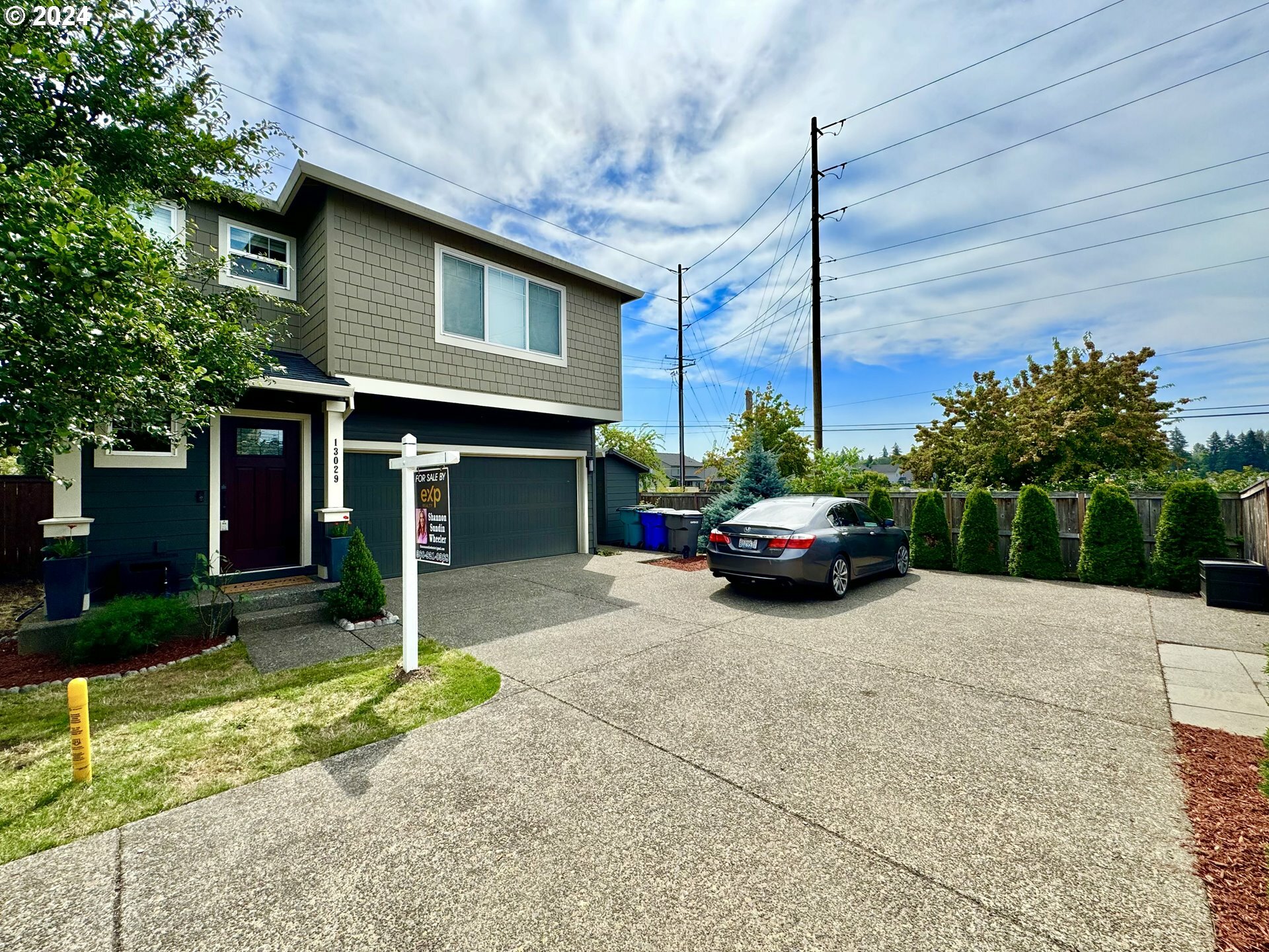 Property Photo:  13029 NE 114th Way  WA 98682 