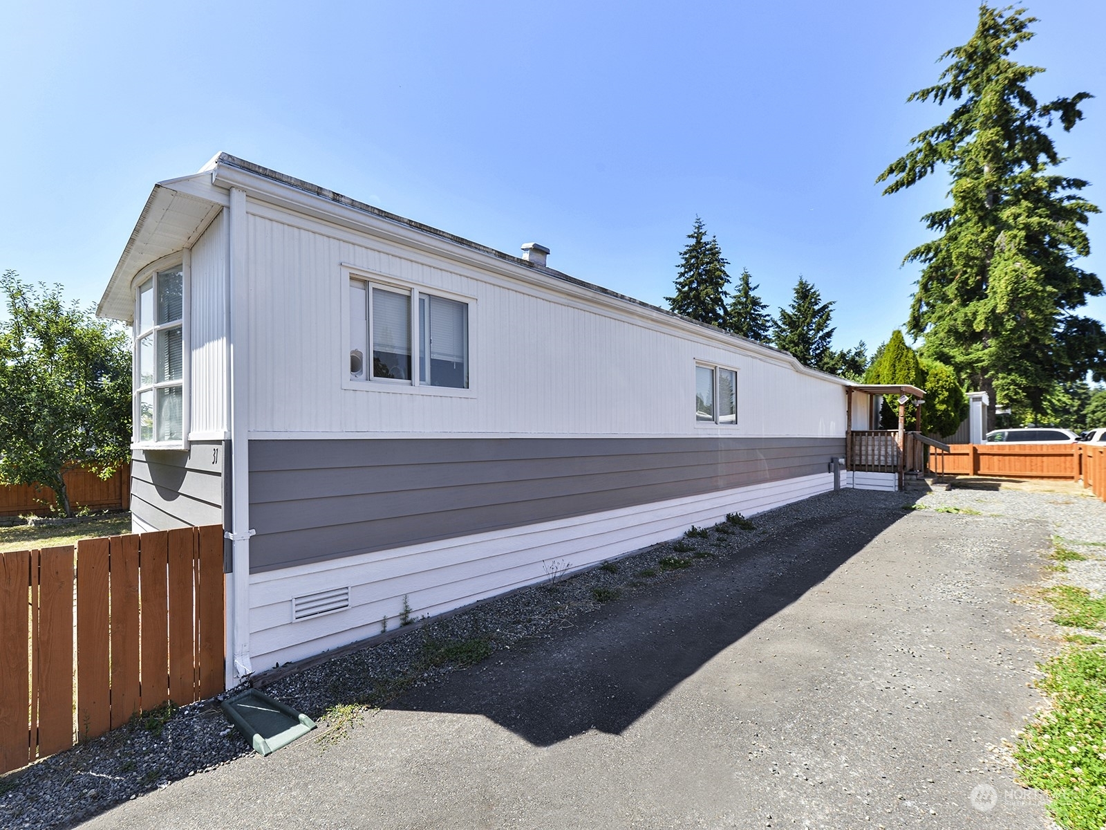 Property Photo:  401 37th Street SE 31  WA 98002 