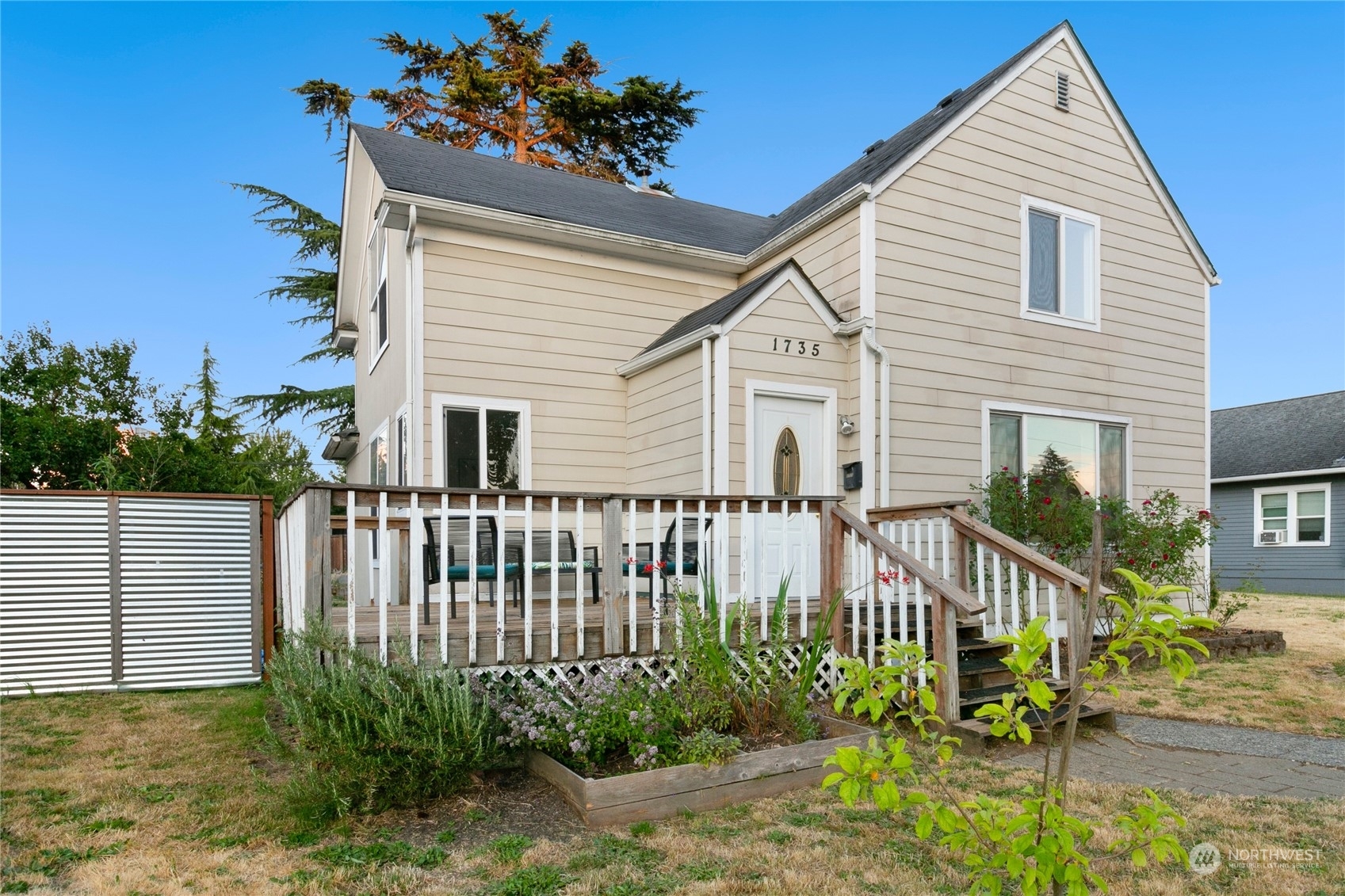 Property Photo:  1735 S M Street  WA 98405 