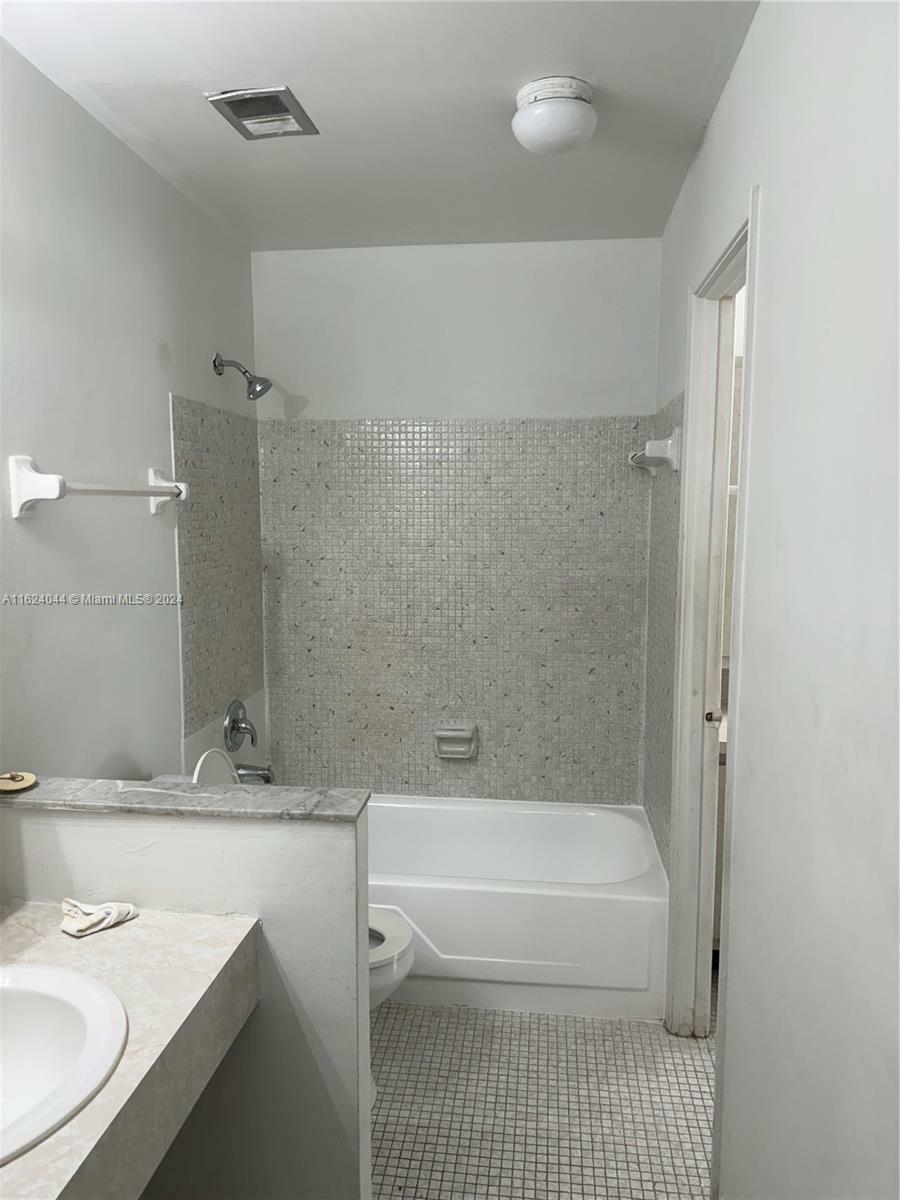 Property Photo:  11235 SW 88th St 206E  FL 33176 