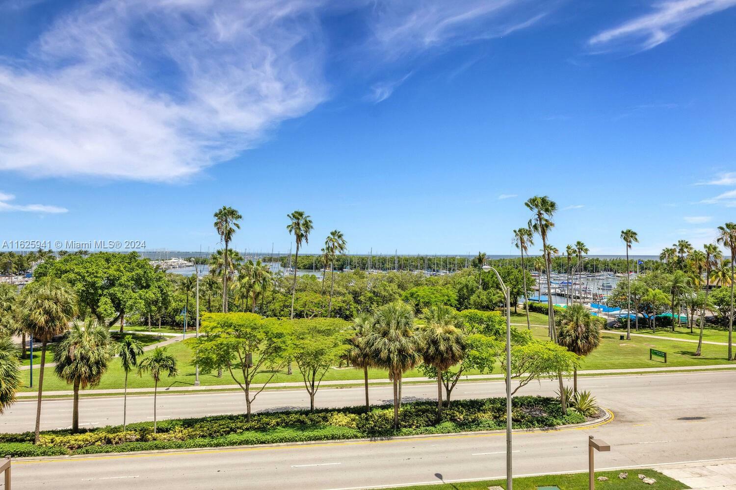 Property Photo:  2901 S Bayshore Dr 4C  FL 33133 