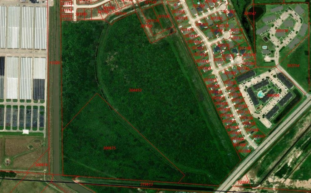 Property Photo: 1150 Cypresswood Dr TX 77630