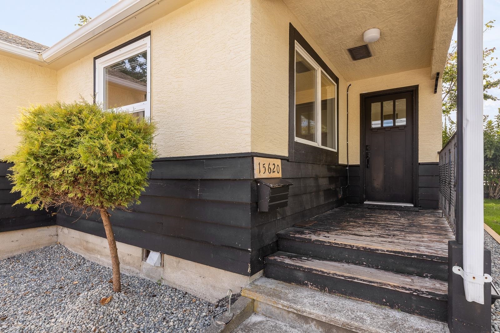 Property Photo:  15620 Russell Avenue  BC V4B 2R8 