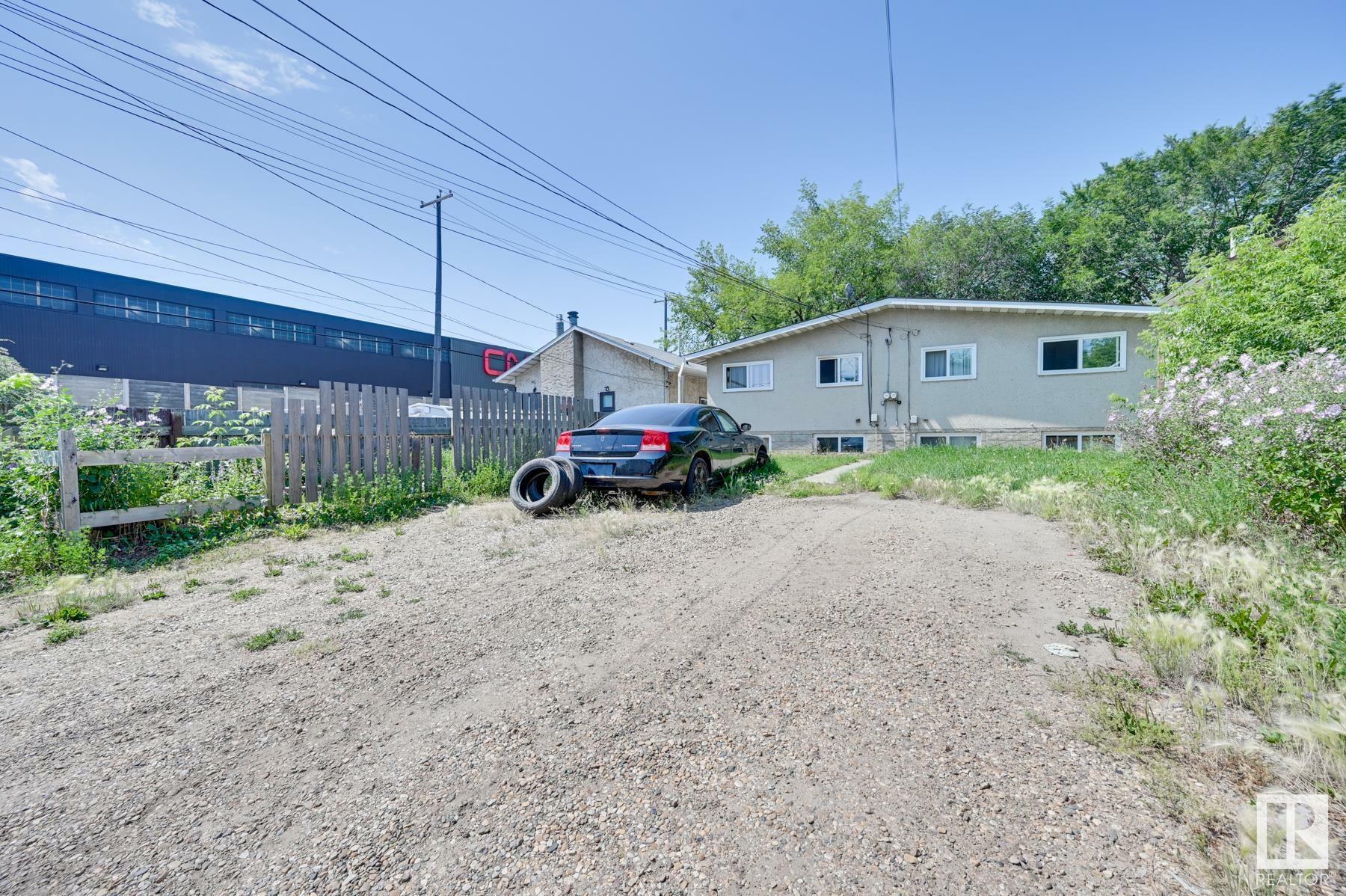 Property Photo:  12707 12709 122 Street NW  AB T5E 0L3 