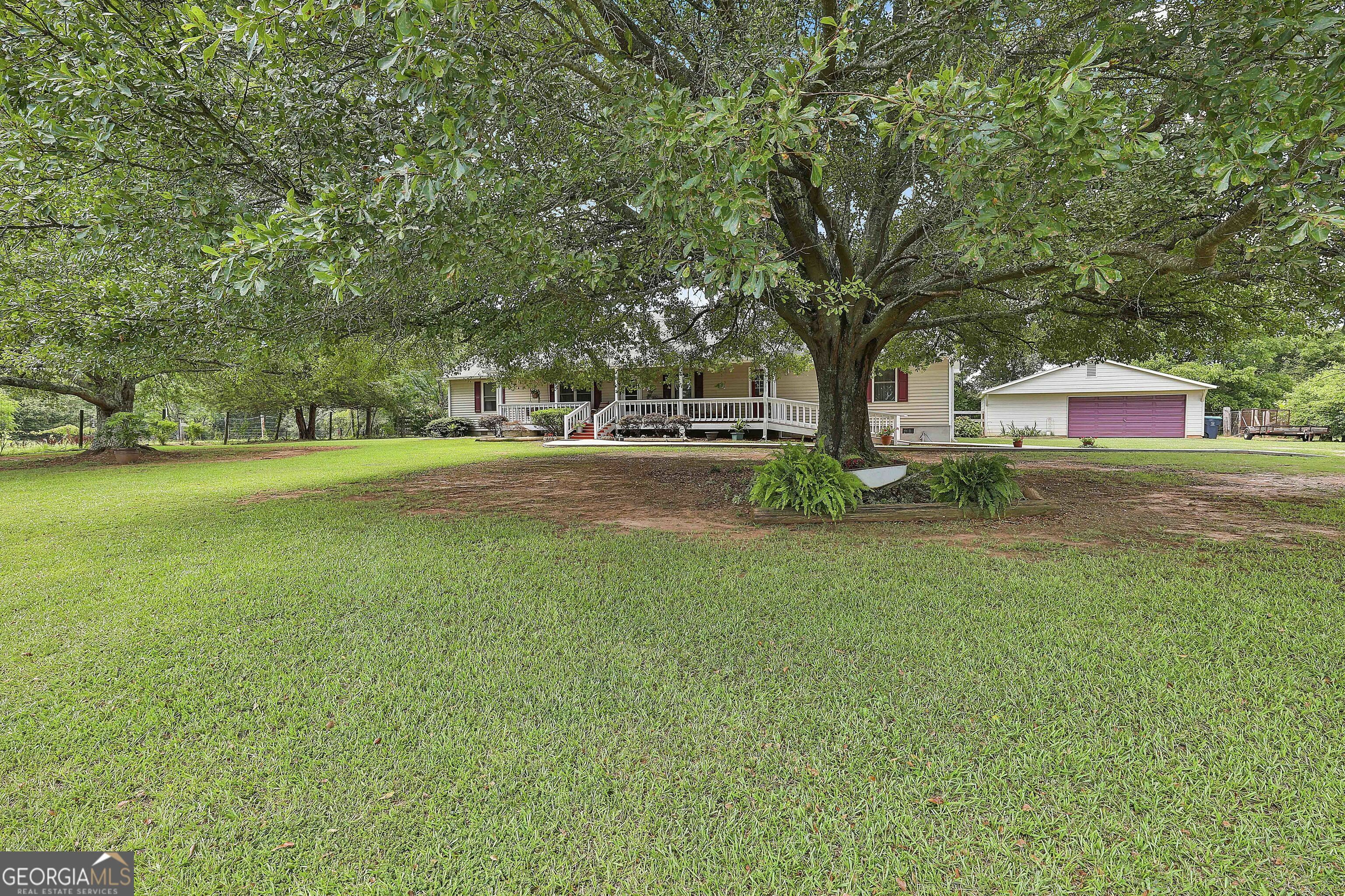 Property Photo:  298 Trestle Road  GA 30248 