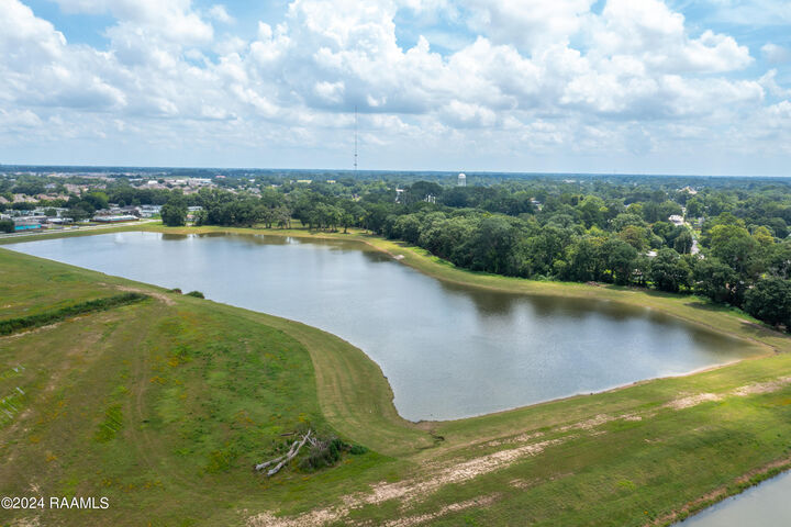 Property Photo: 109 Sea Island Lane LA 70592