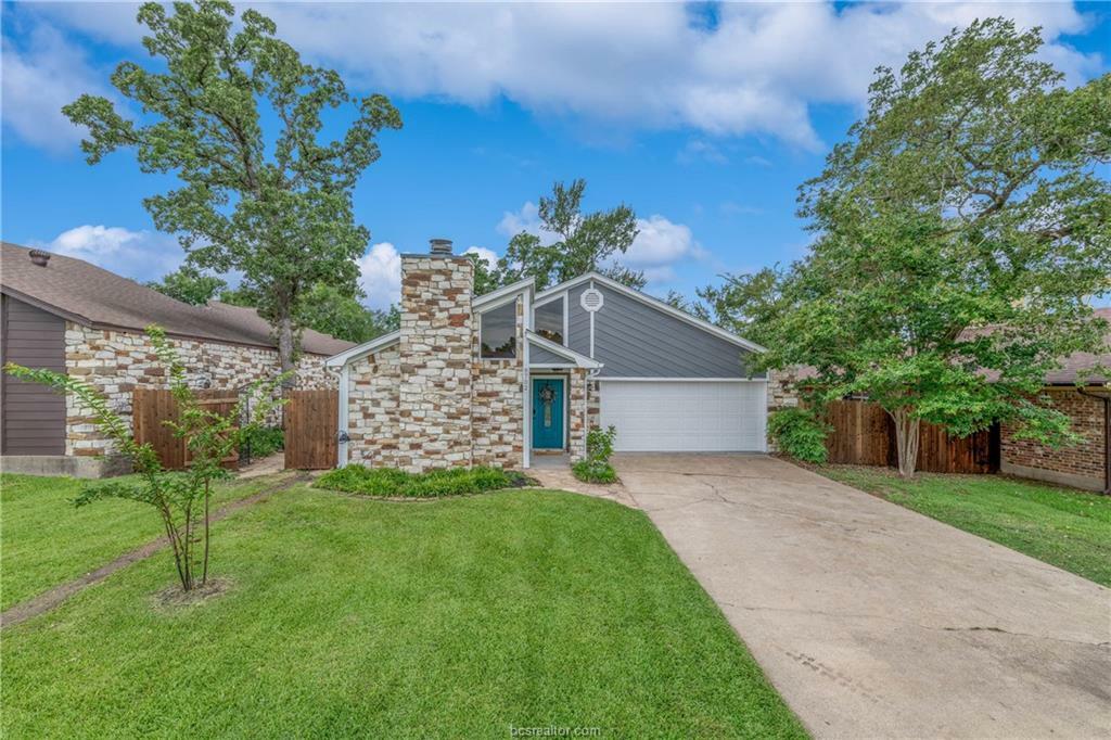 8702 Greenleaf Drive  College Station TX 77845 photo