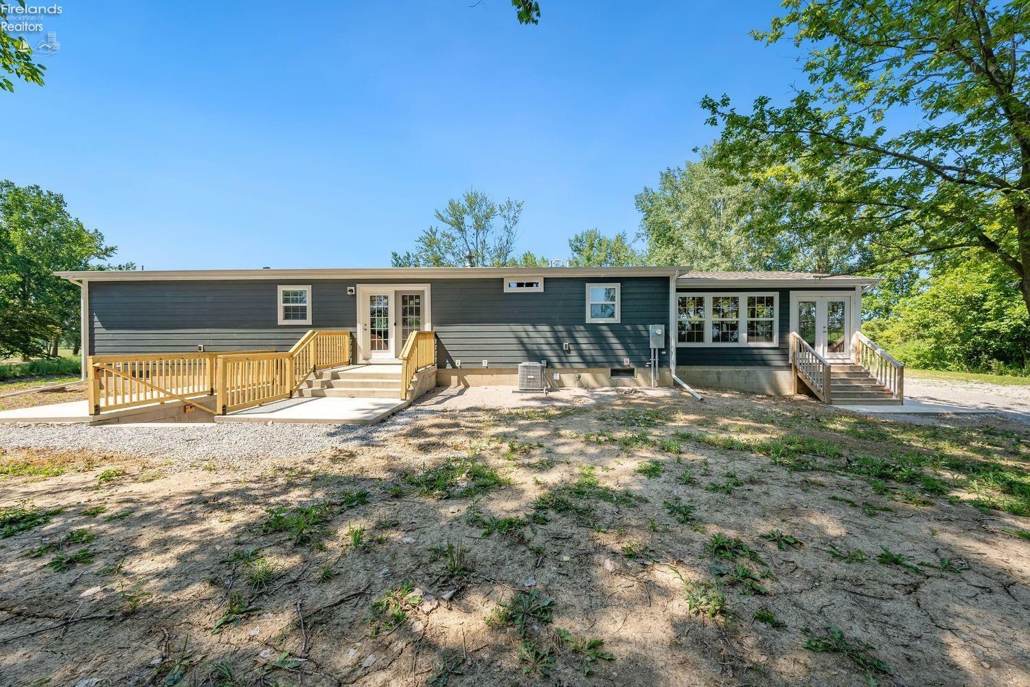 Property Photo:  4940 E Wohlers Avenue  OH 43440 