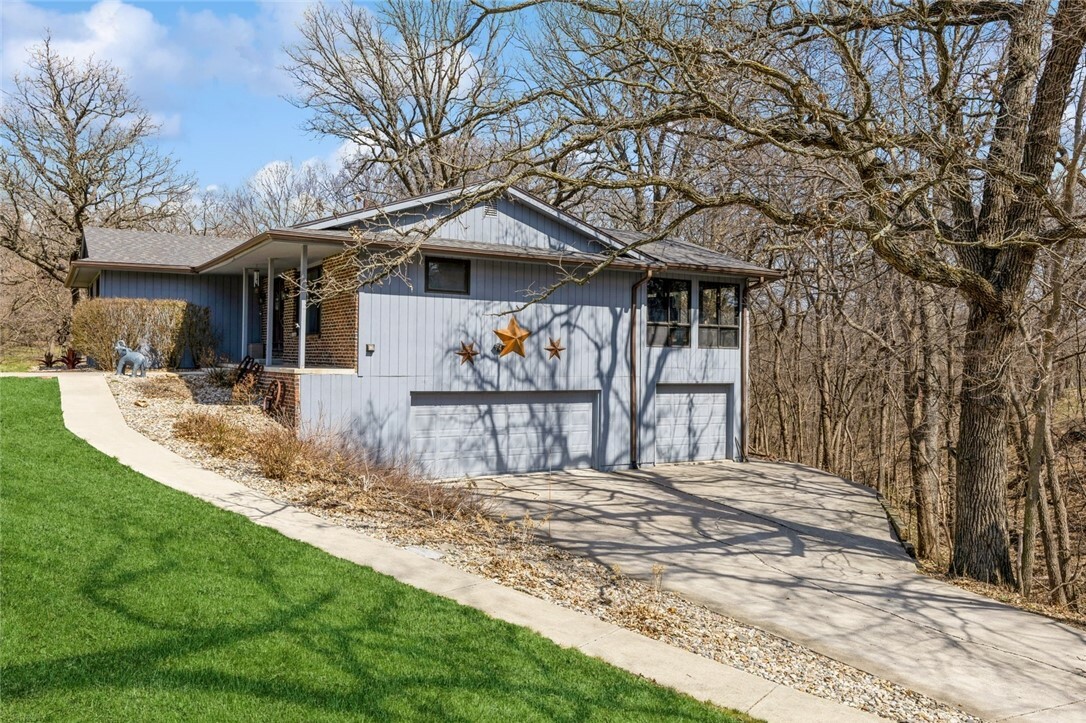 Property Photo:  9445 NE Timber Creek Drive  IA 50035 