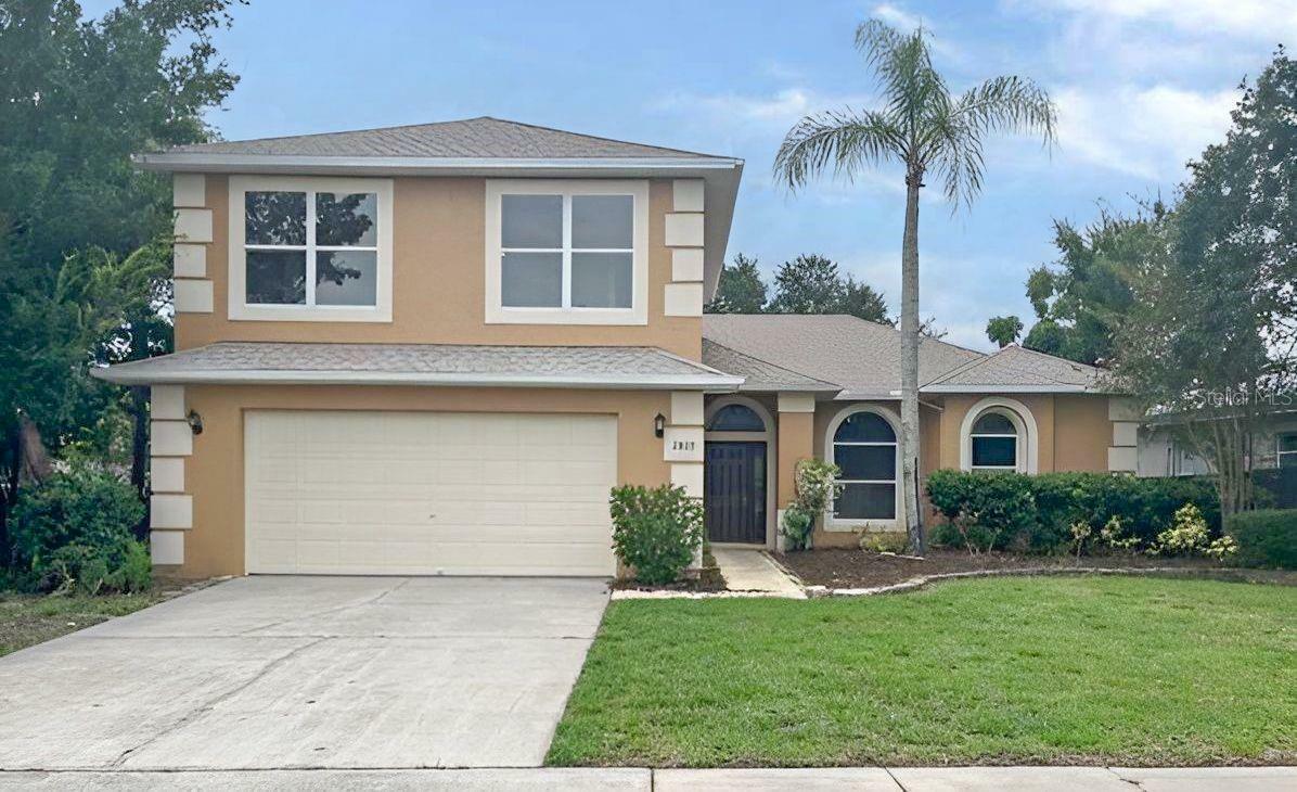 Property Photo:  2809 Strand Loop Court  FL 32765 