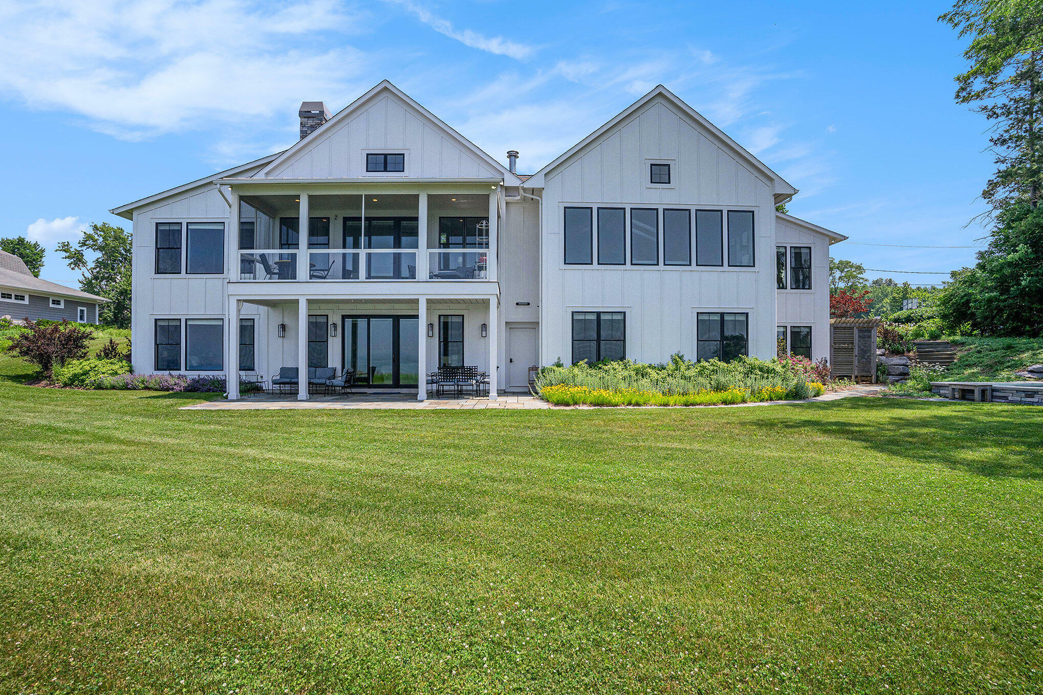 Property Photo:  464 Lakeshore Drive  MI 49090 