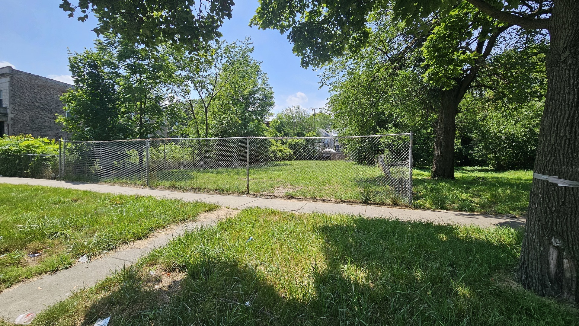 Property Photo:  6924 S Stewart Avenue  IL 60621 