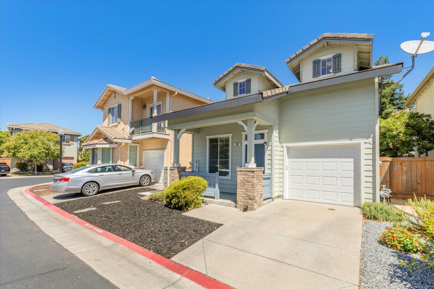 Property Photo:  301 Penhow Circle  CA 95834 