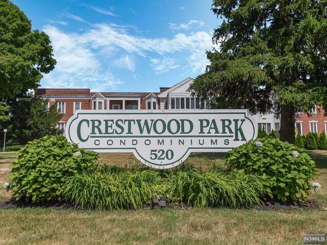 520 Newark Pompton Turnpike C215  Pequannock Township NJ 07444 photo