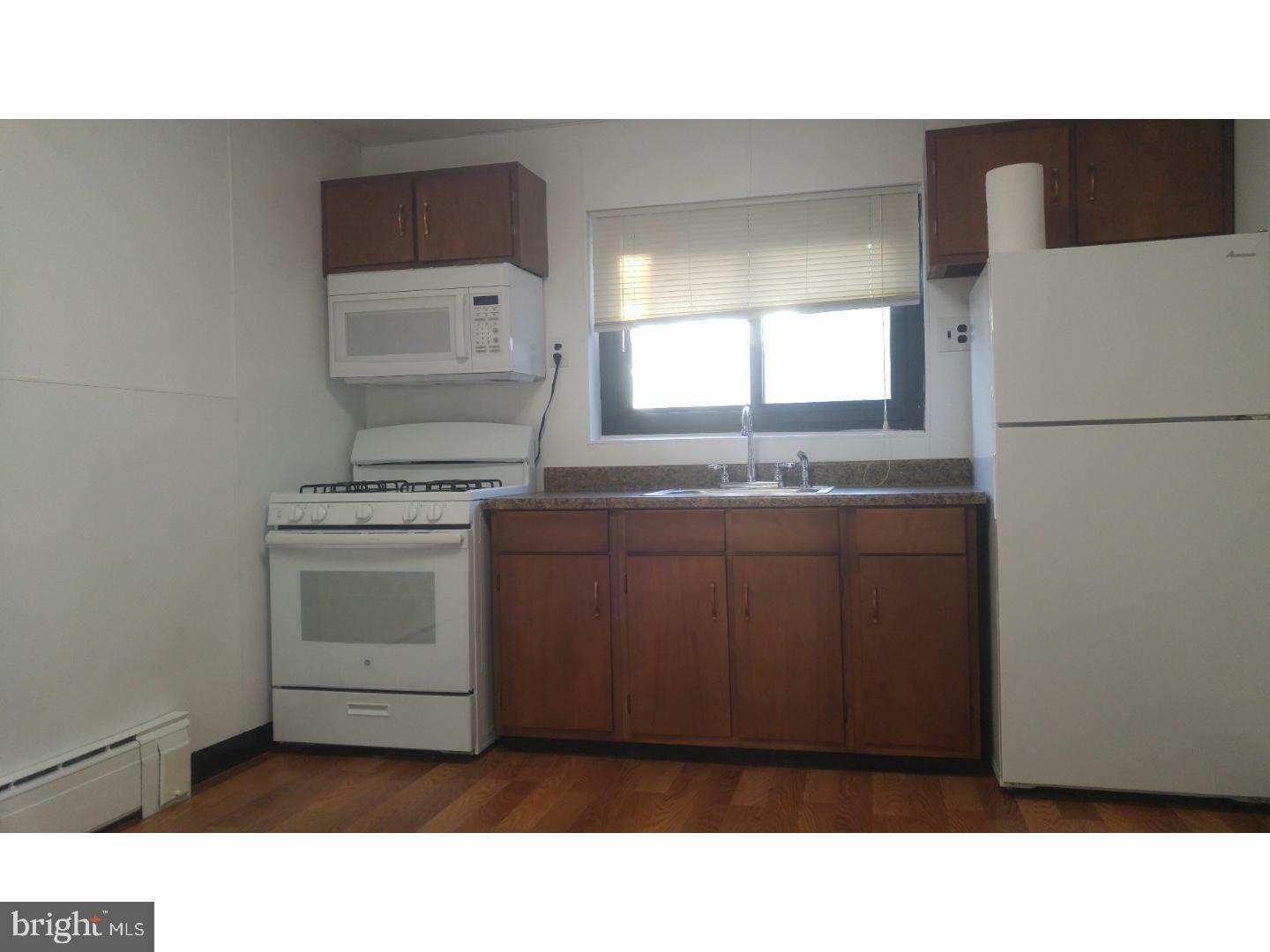 Property Photo:  1154 S 11th Street 2  PA 19147 