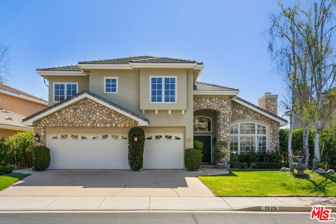 1625   Abbotsbury St  Lake Sherwood CA 91361 photo