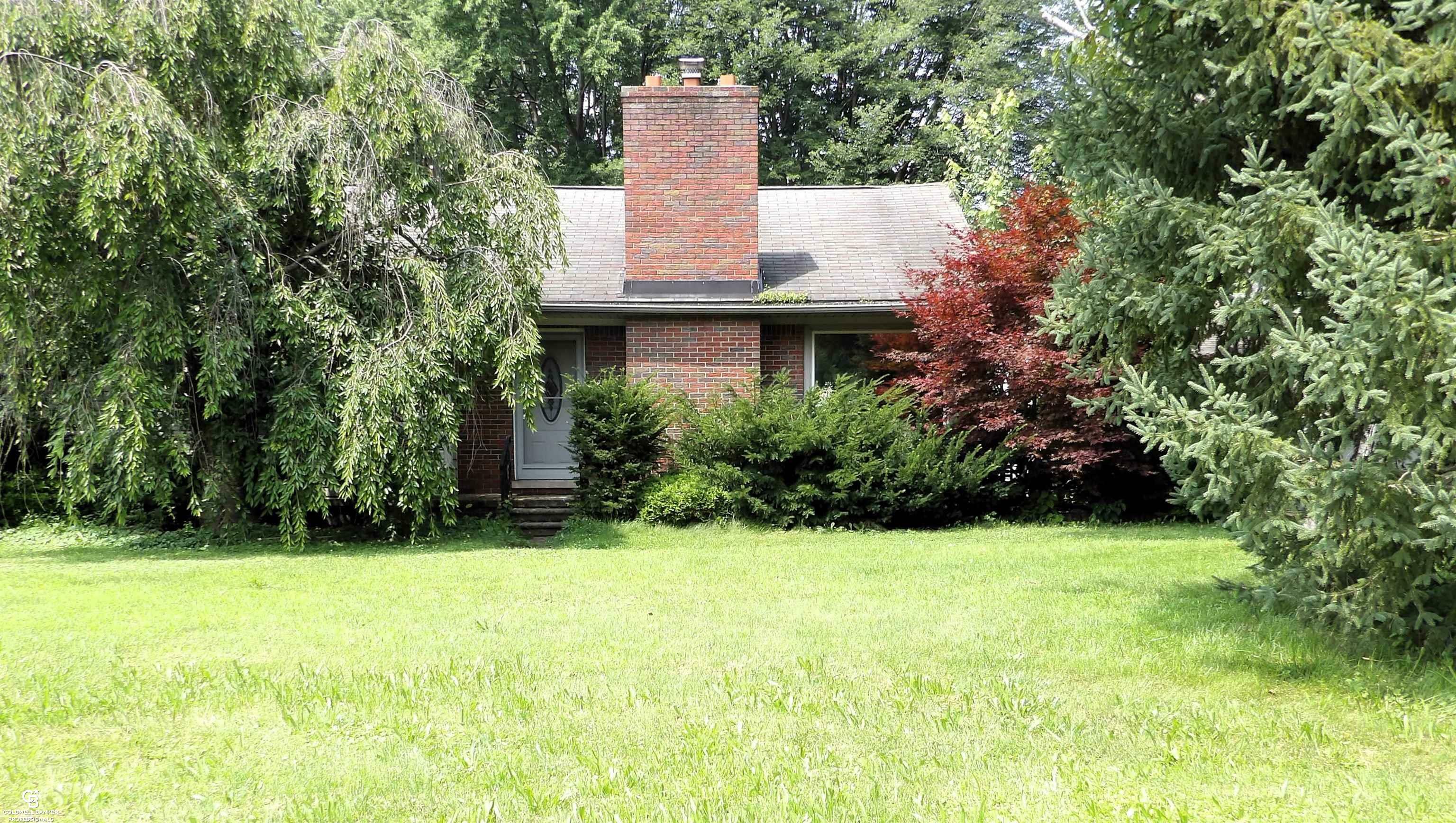 Property Photo:  36511 Mapleridge  MI 48035 