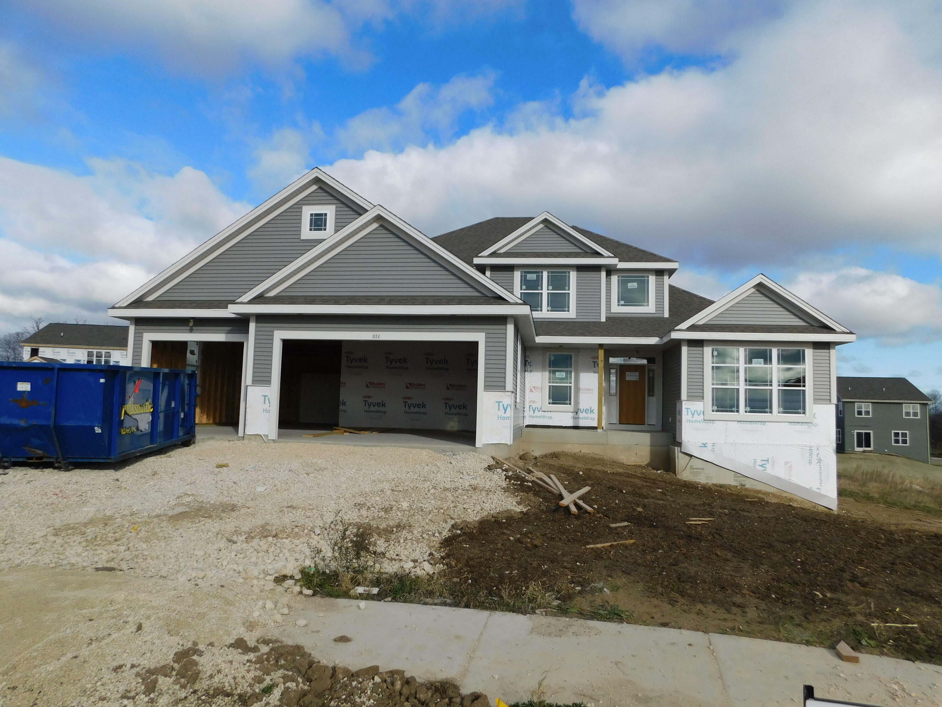 Property Photo: 692 Hummingbird Ct WI 53024