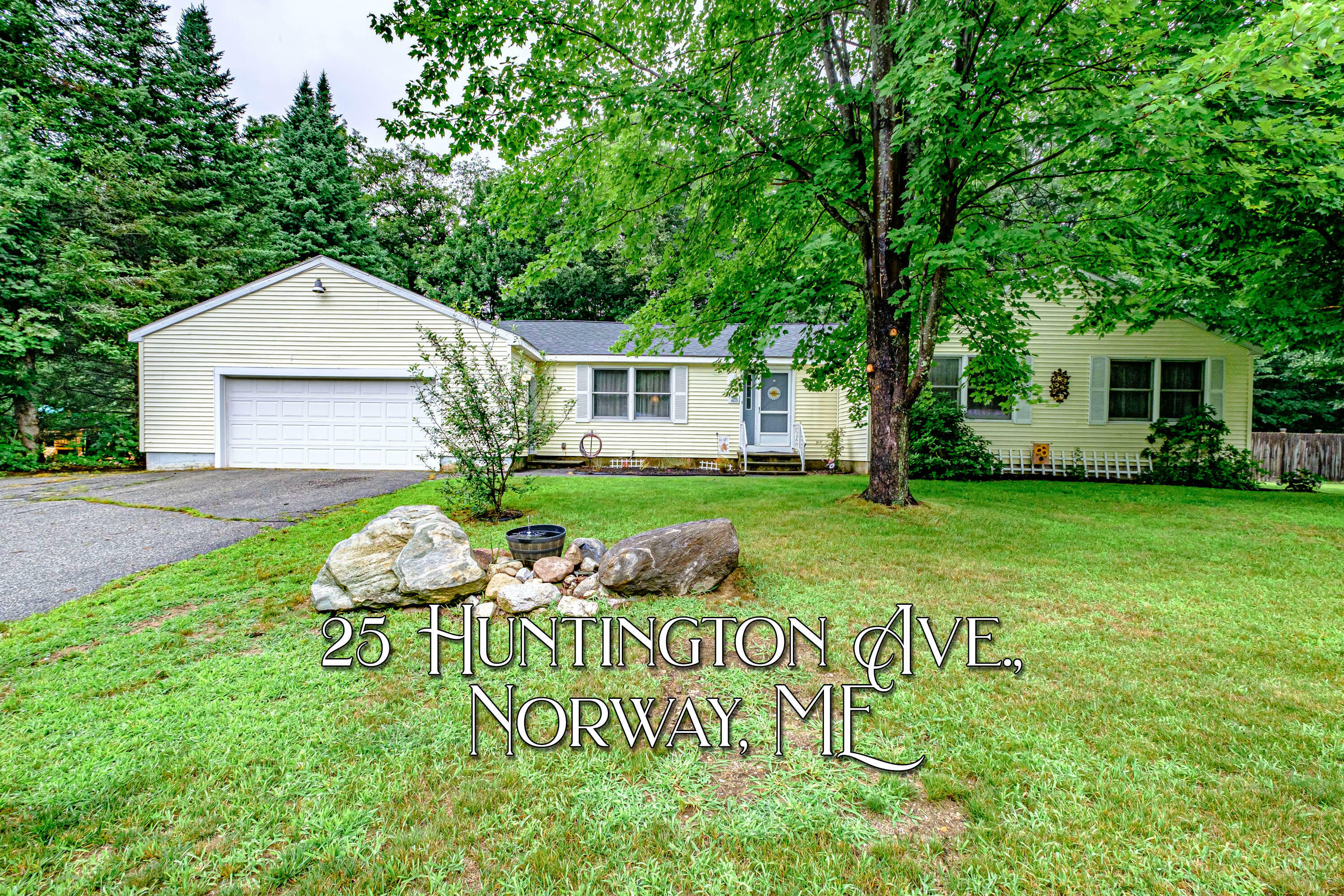 Property Photo: 25 Huntington Avenue ME 04268