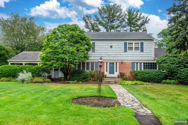 Property Photo:  480 Concord Place  NJ 07481 