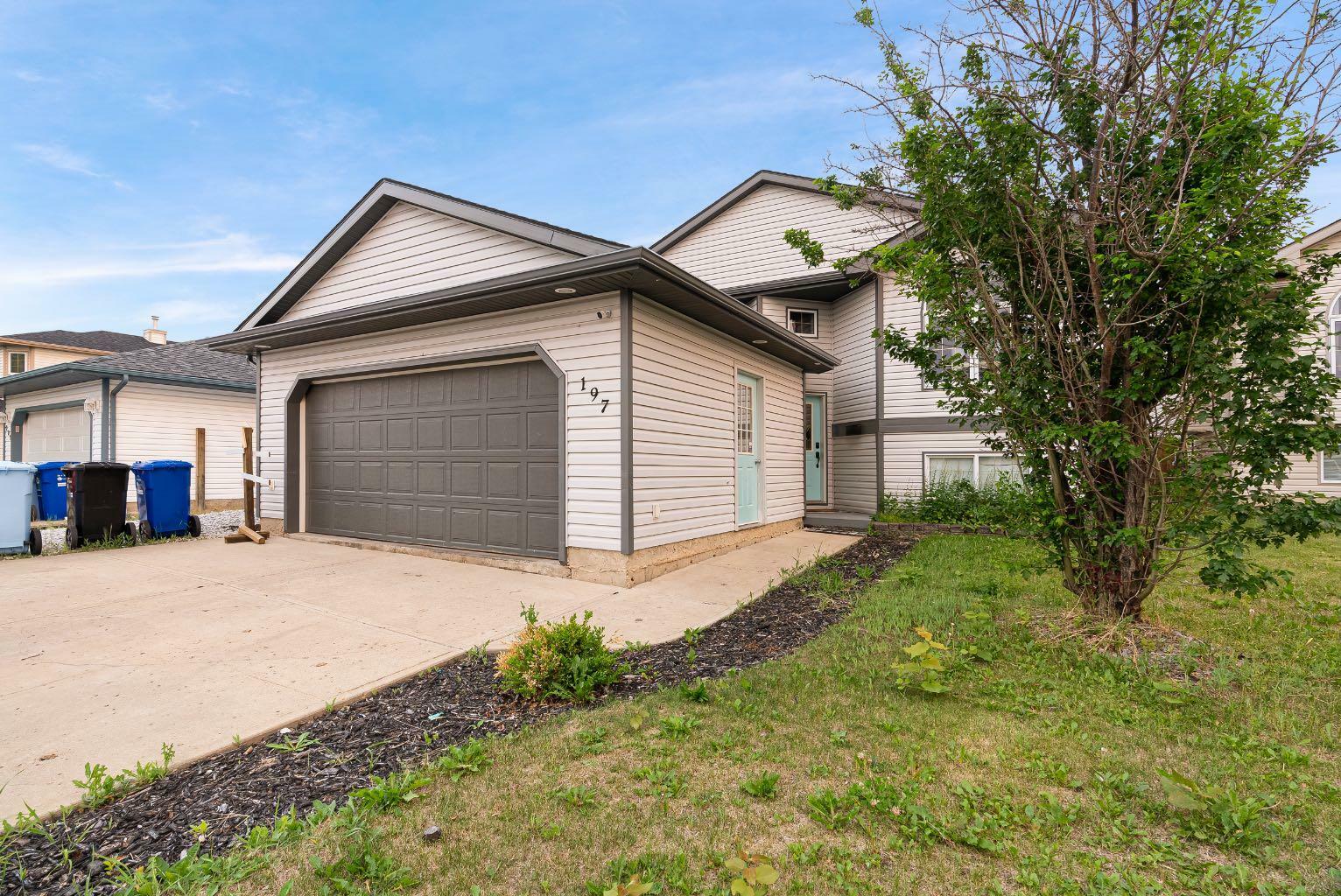 Property Photo:  197 Waniandy Way  AB T9H 3Z8 