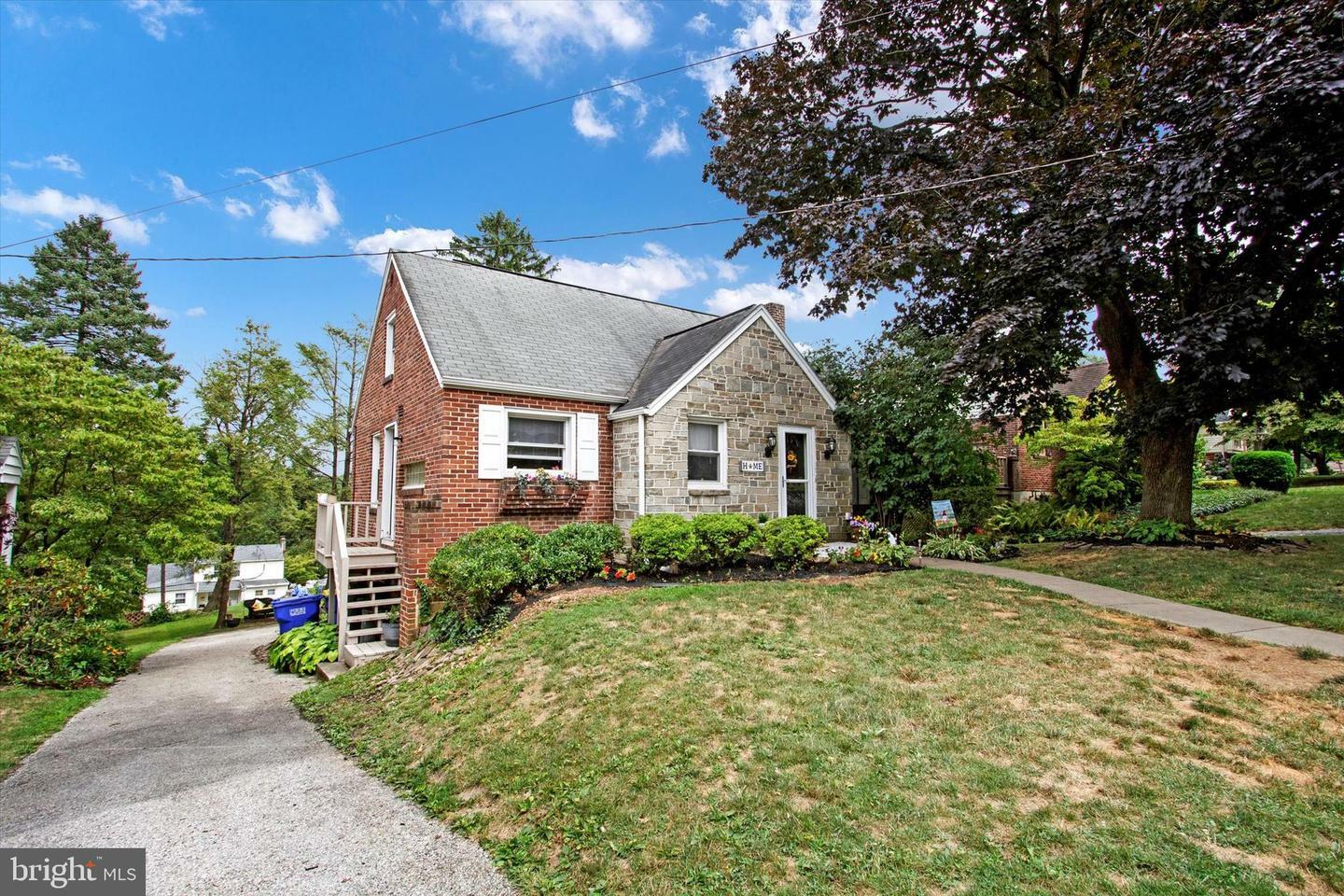 Property Photo:  1353 Hill Street  PA 17403 