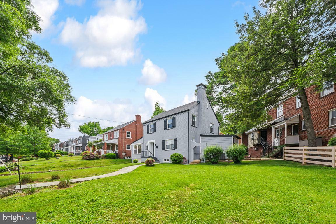 Property Photo:  3405 Carpenter Street SE  DC 20020 