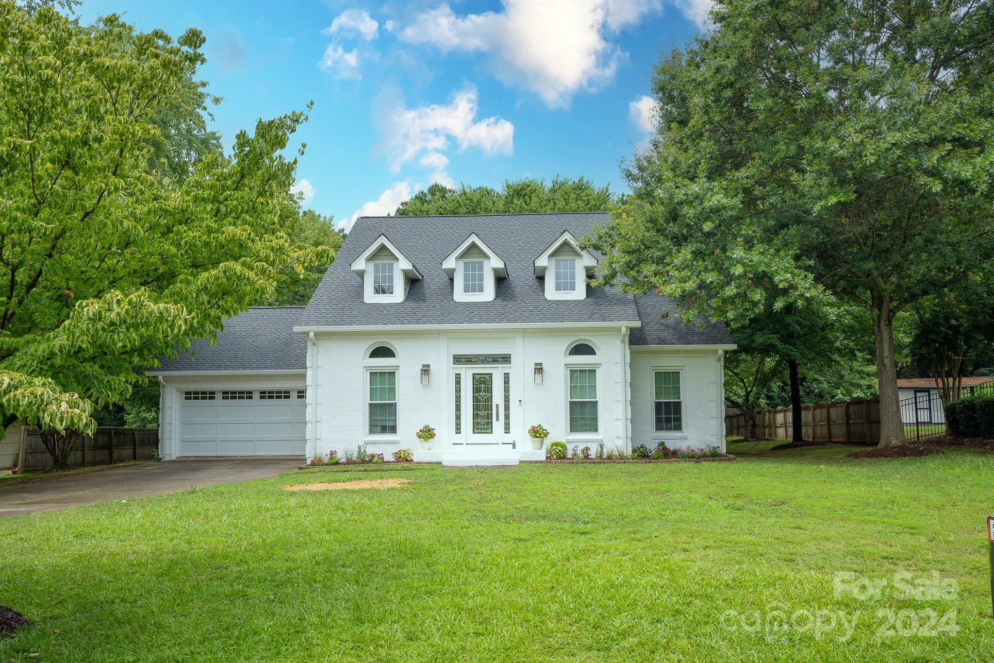 Property Photo:  9417 Magnolia Estates Drive  NC 28031 