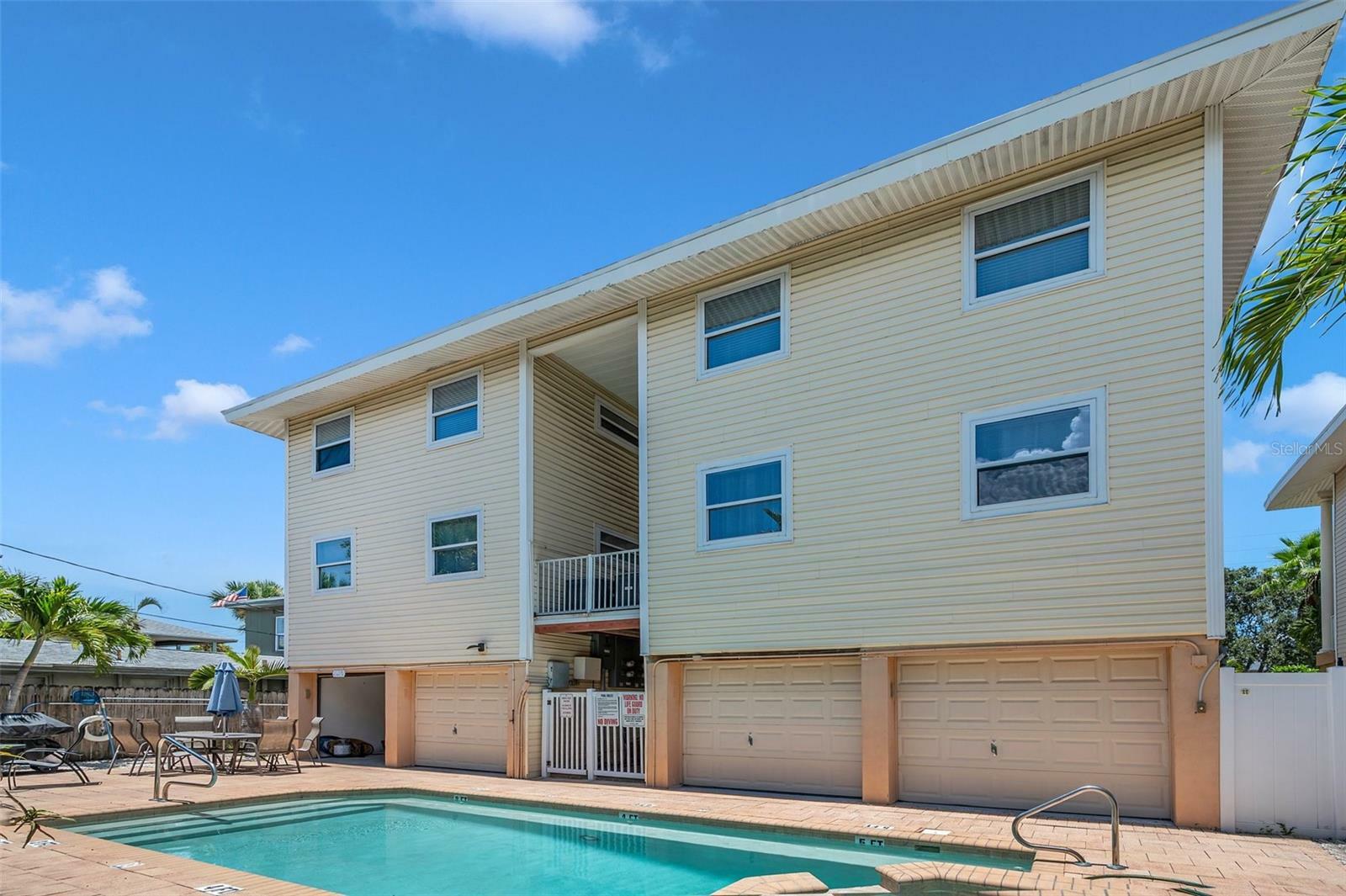 Property Photo:  1809 Gulf Boulevard  FL 33785 