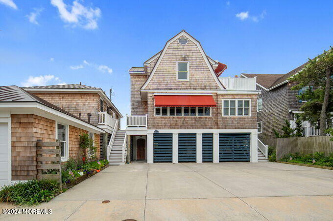 Property Photo:  409 East Avenue  NJ 08742 