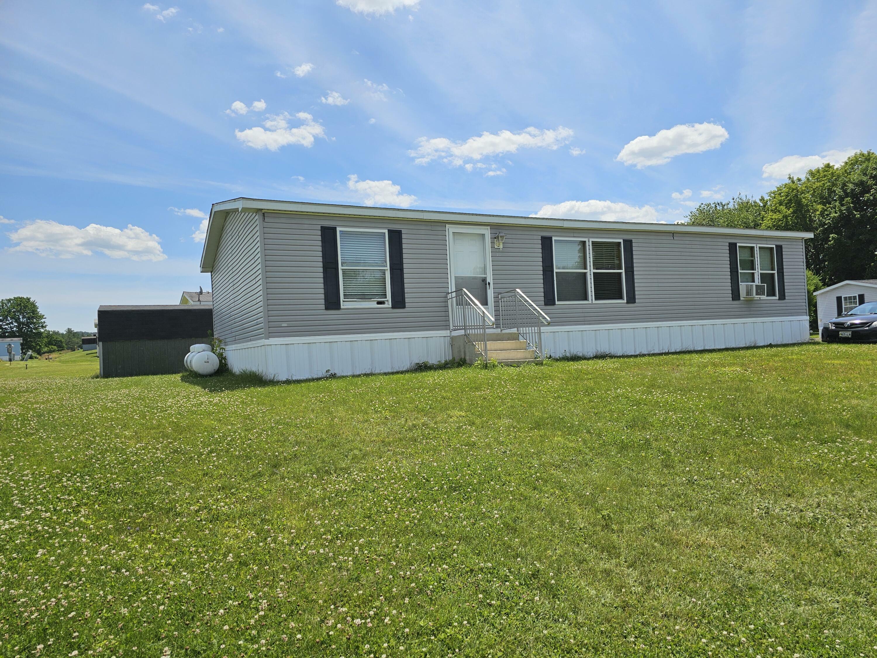 Property Photo:  76 Heather Drive  ME 04240 