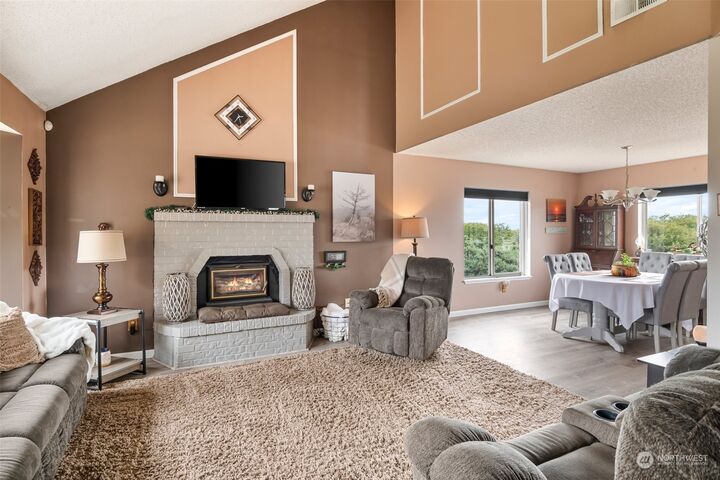 Property Photo: 1101 Chester Avenue WA 98547