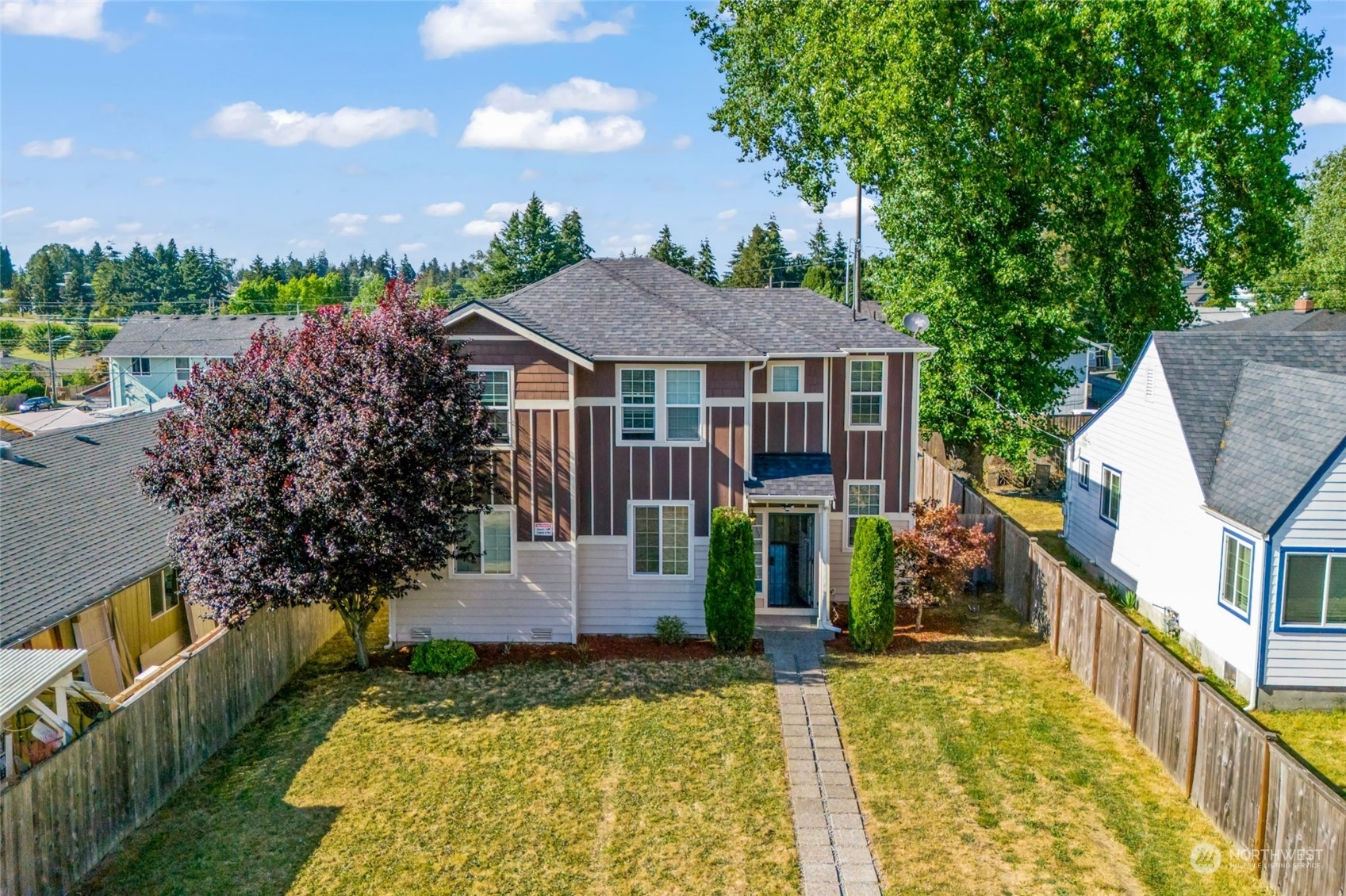 Property Photo:  417 E 62nd Street  WA 98404 