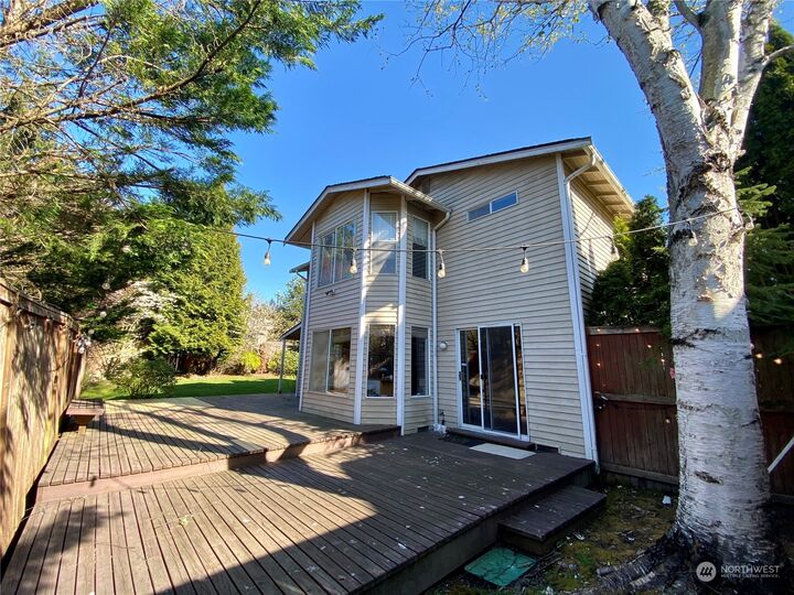 Property Photo: 12724 NE 94th Court WA 98033