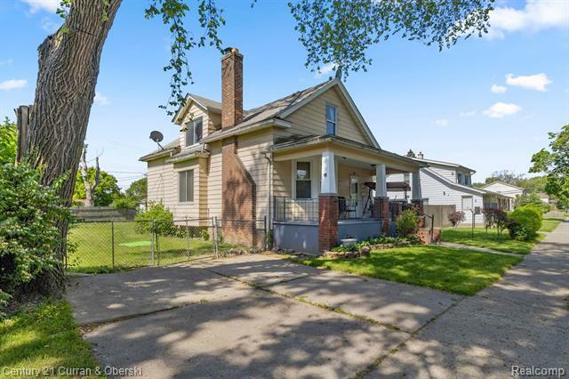 Property Photo:  1409 Charter Street  MI 48146 