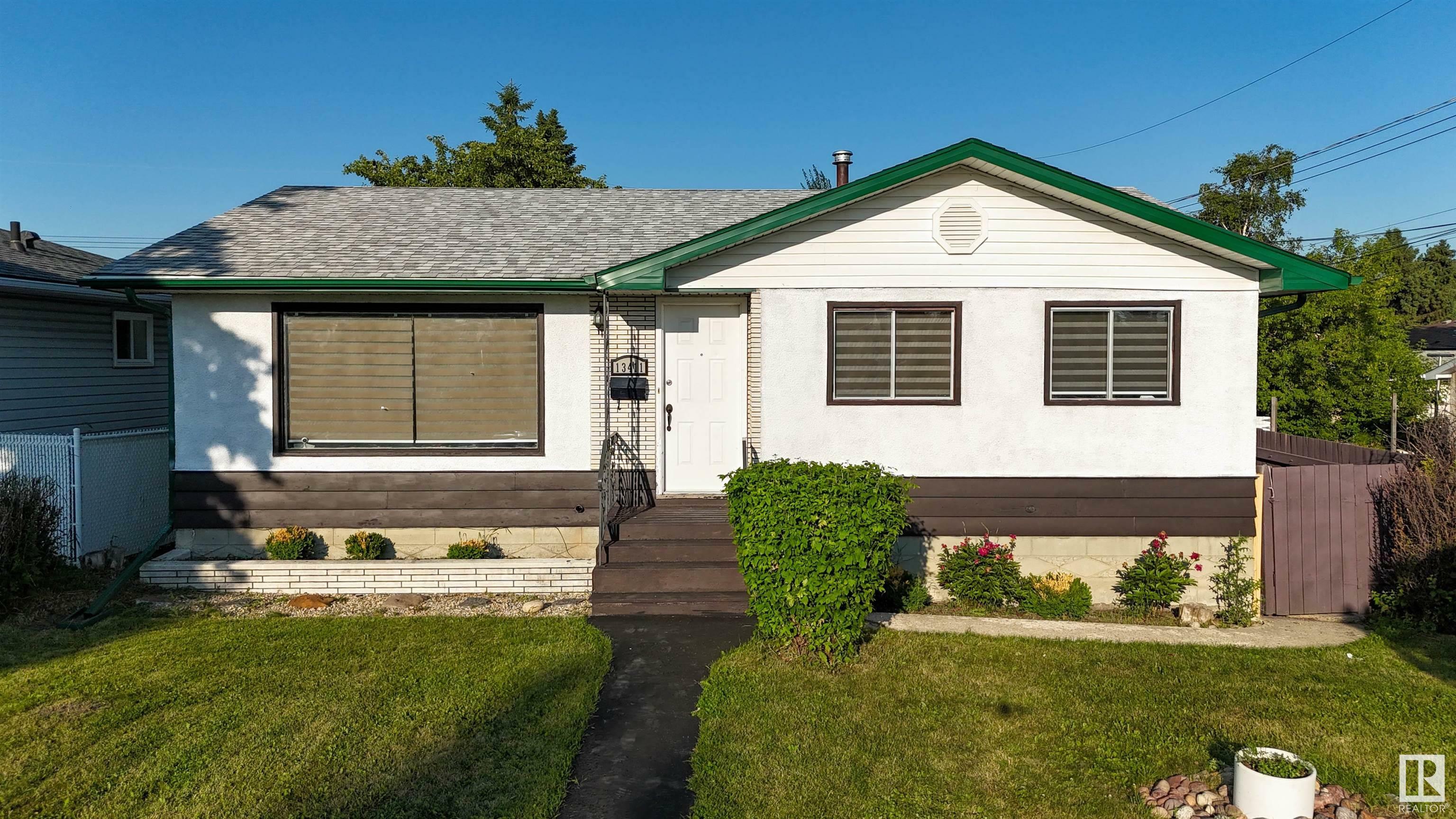 13411 61 Street NW  Edmonton AB T5A 0T4 photo