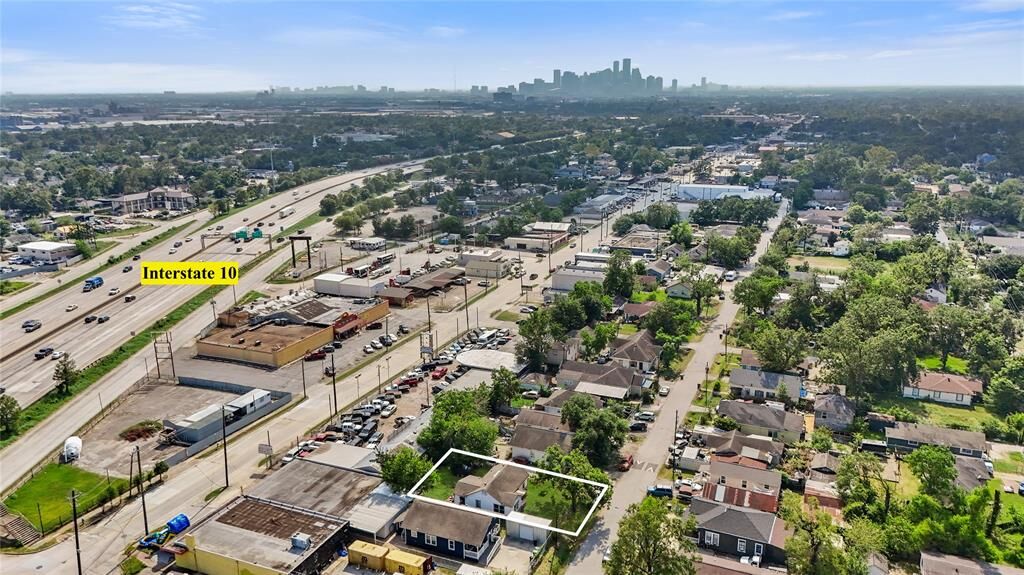 Property Photo:  7224 Greenville Street  TX 77020 