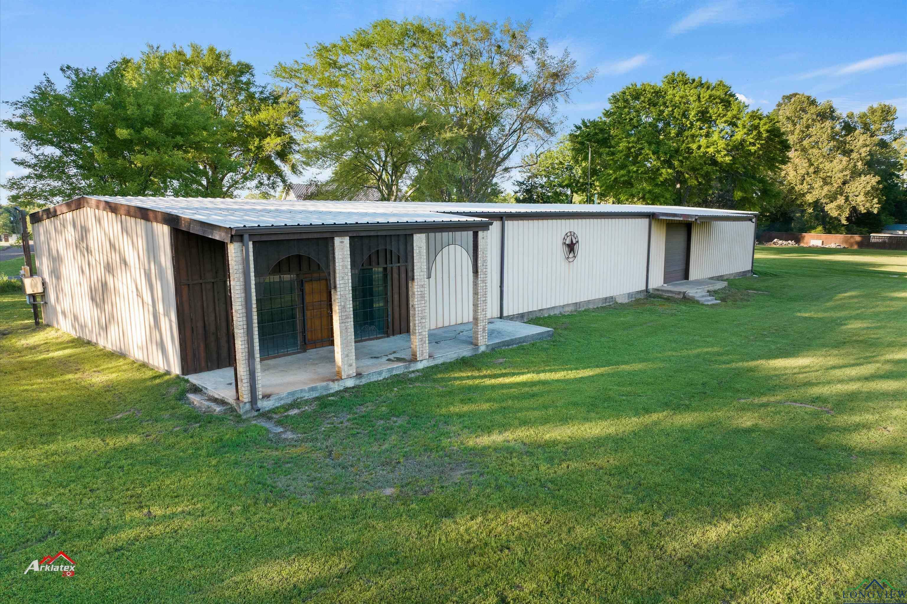 Property Photo:  1986 State Hwy 315  TX 75633 