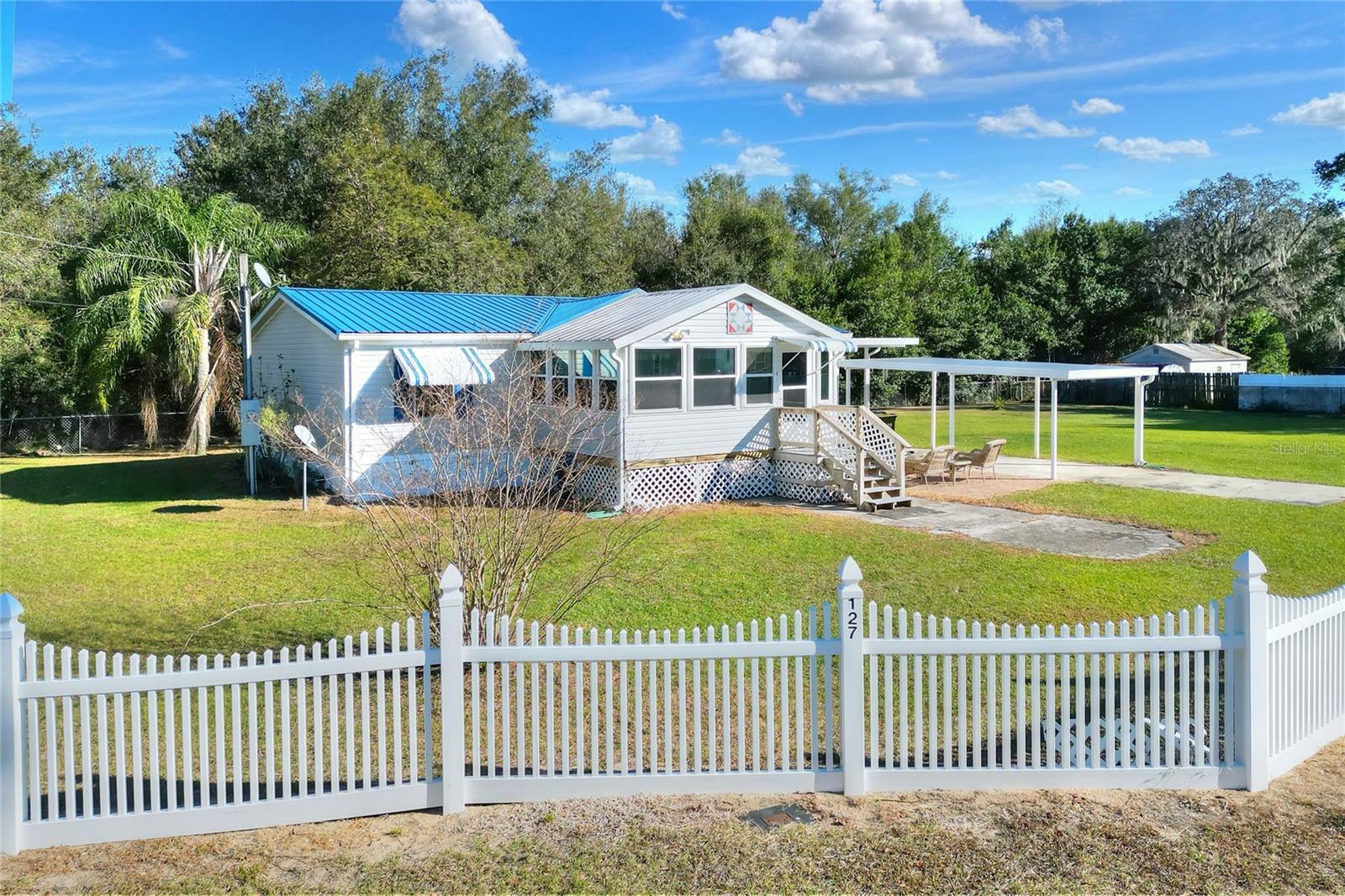 Property Photo:  127 Hamlin Street  FL 33880 