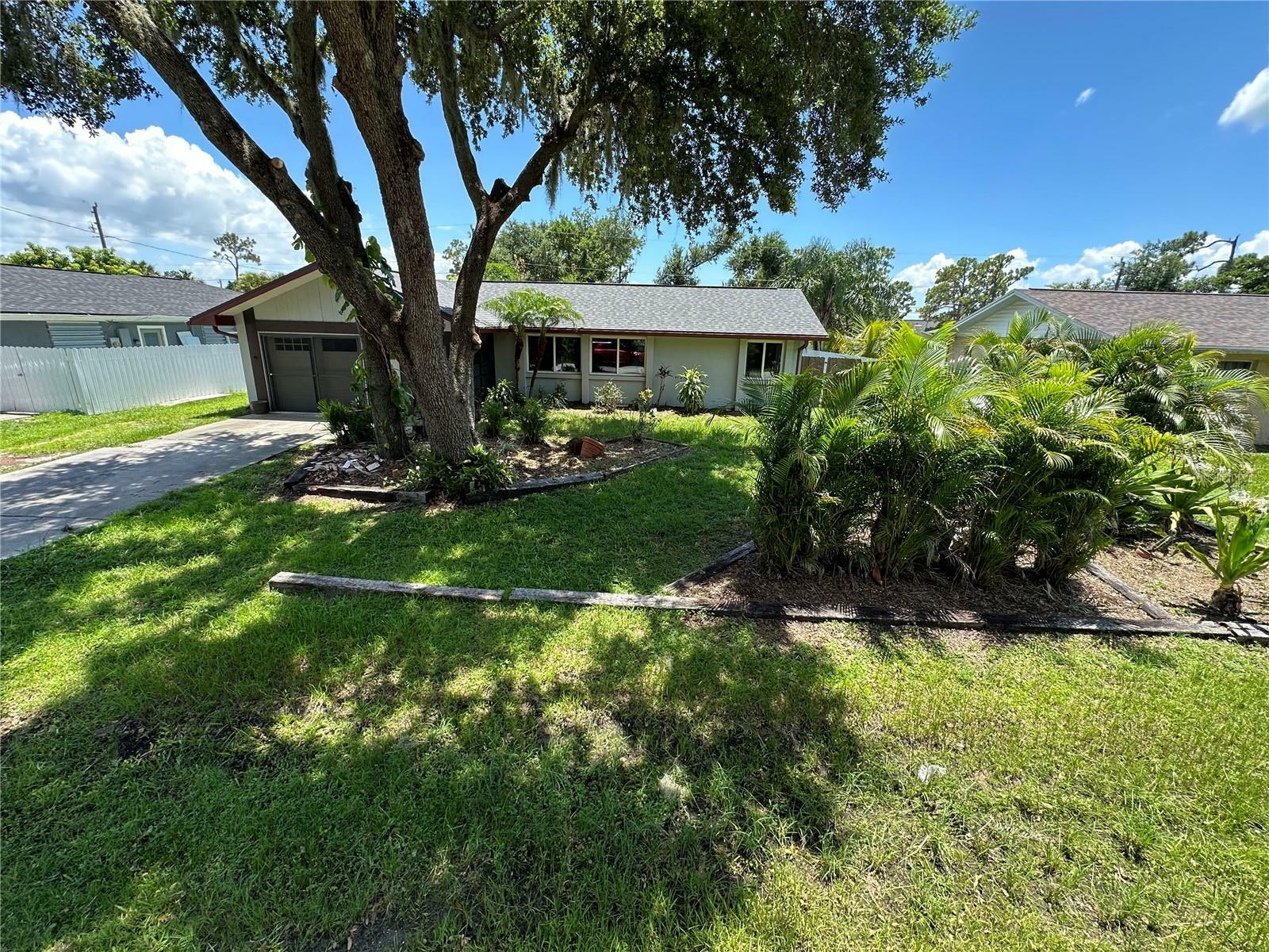 Property Photo: 20359 Banner Avenue FL 33952