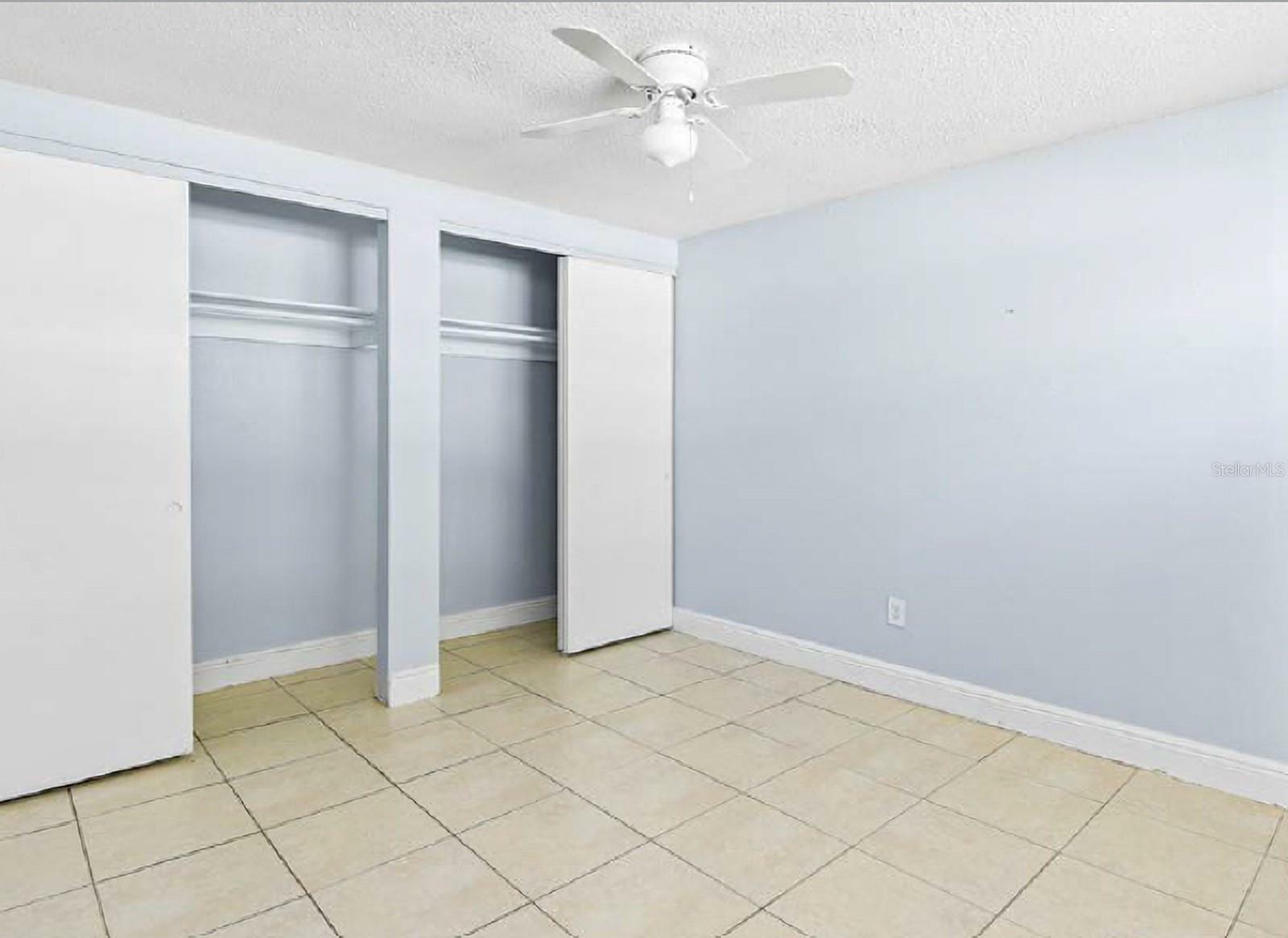 Property Photo:  1304 Morris Park  FL 33612 