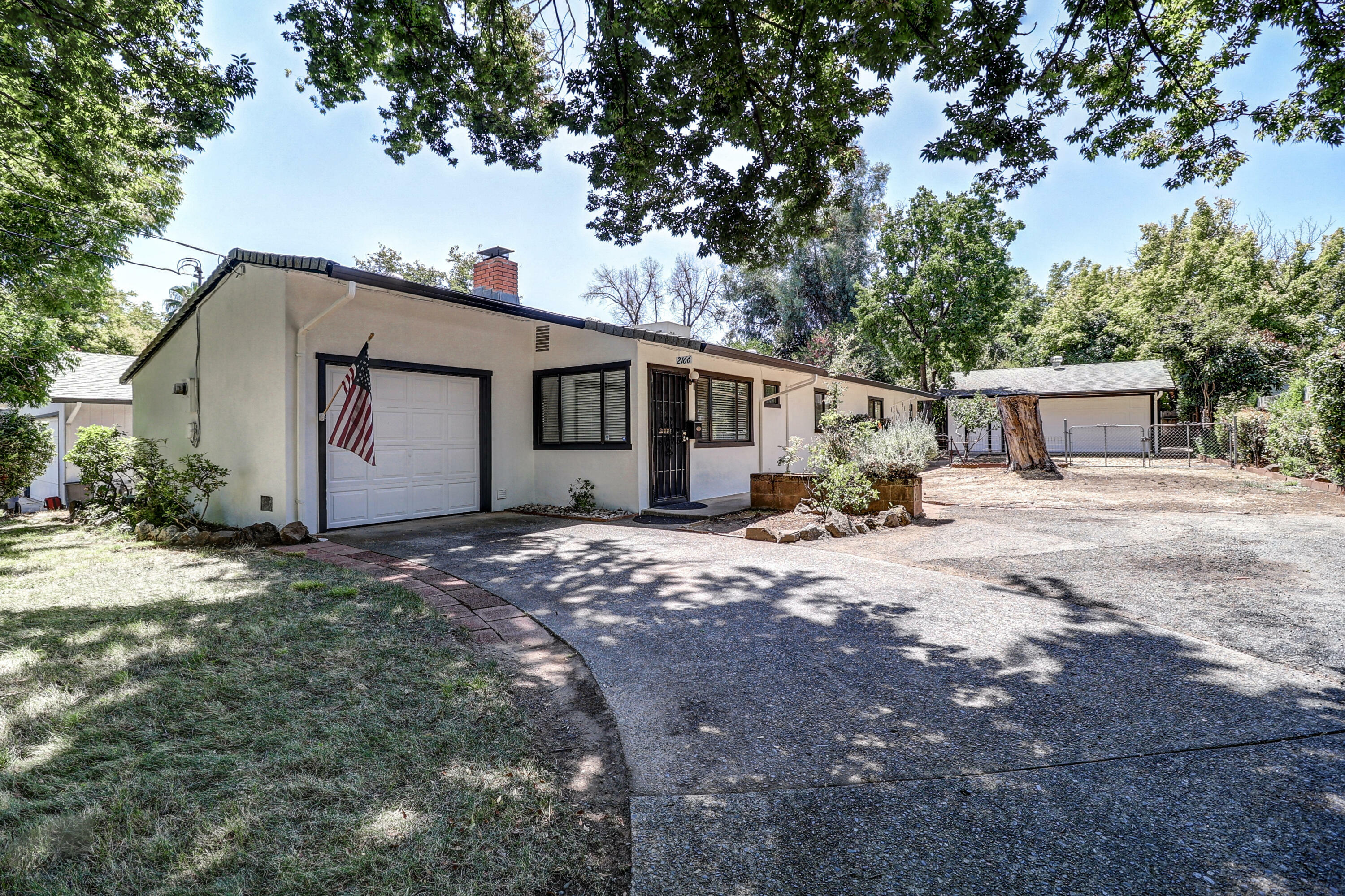 Property Photo:  2166 Washington Avenue  CA 96001 